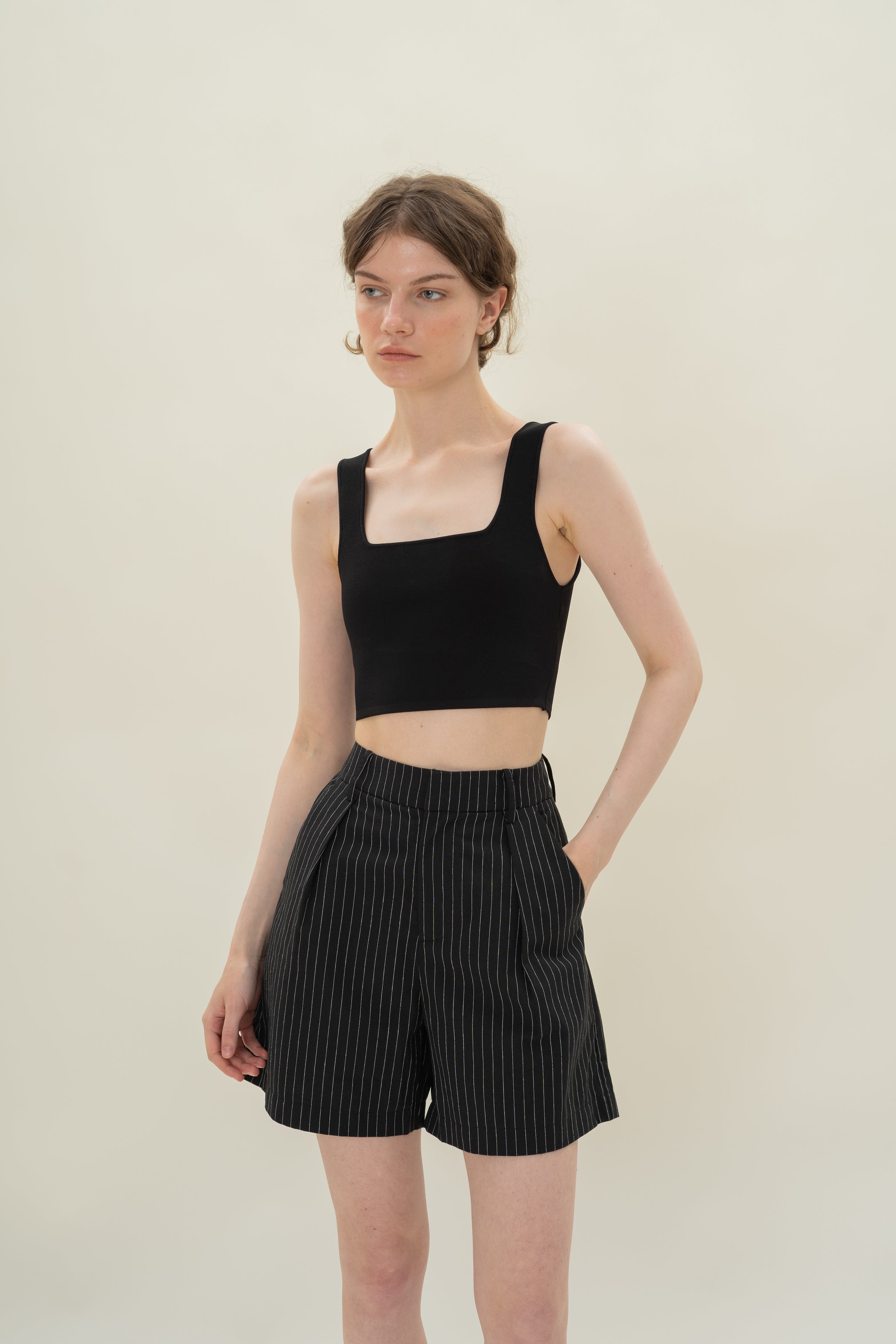 Pleated Linen Long Shorts in Black Stripes