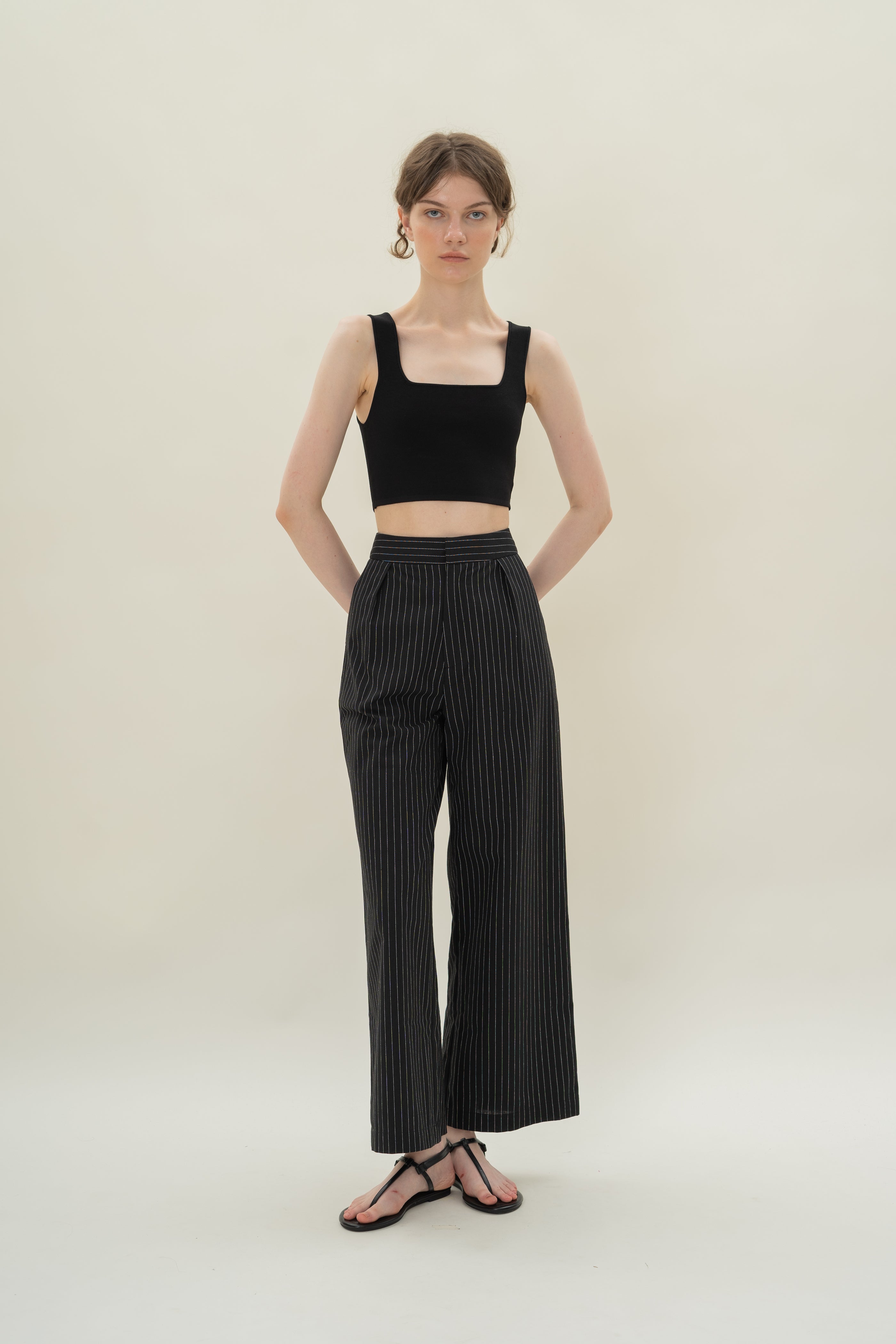 Pleated Linen Blend Trousers in Black Stripes