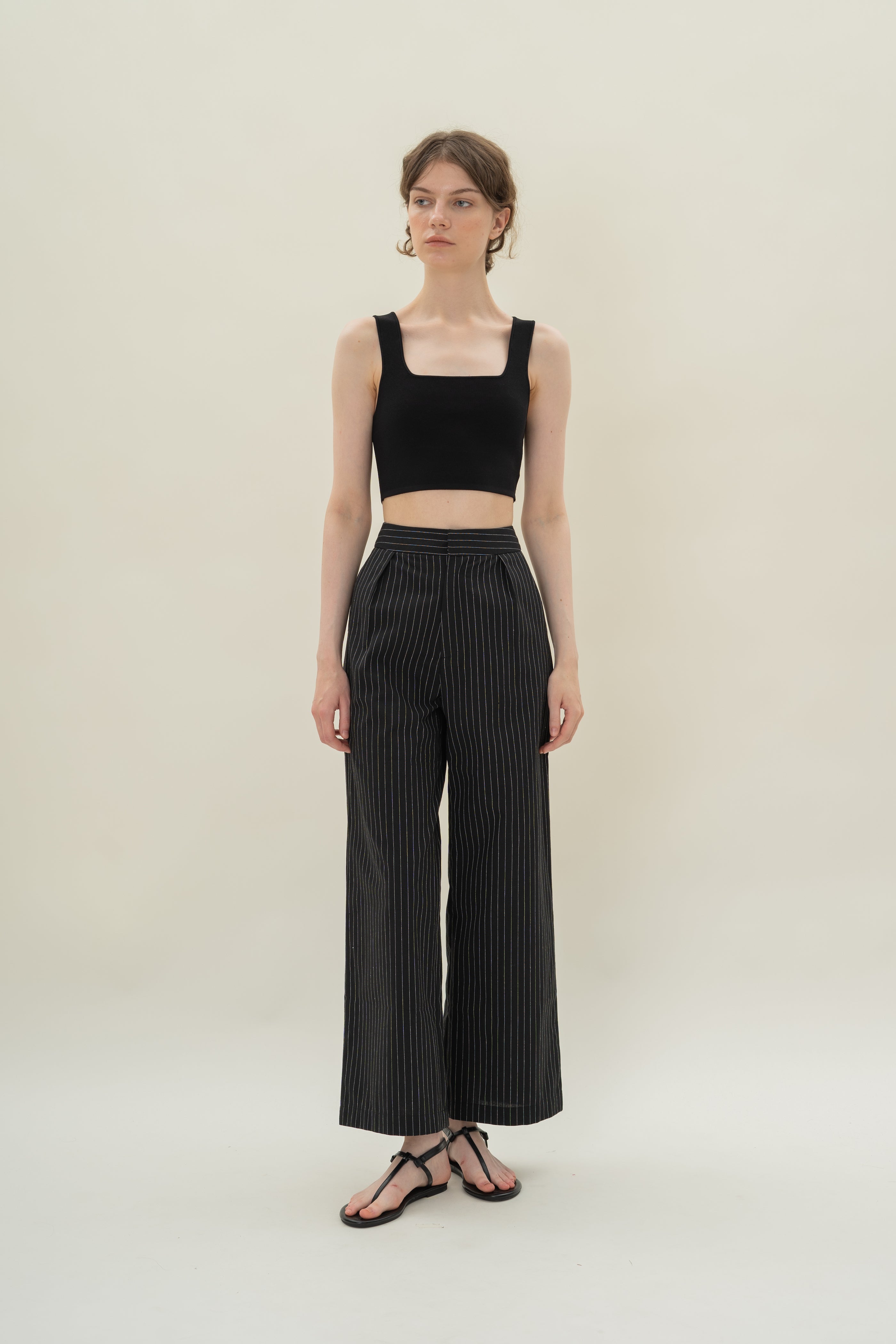 Pleated Linen Blend Trousers in Black Stripes