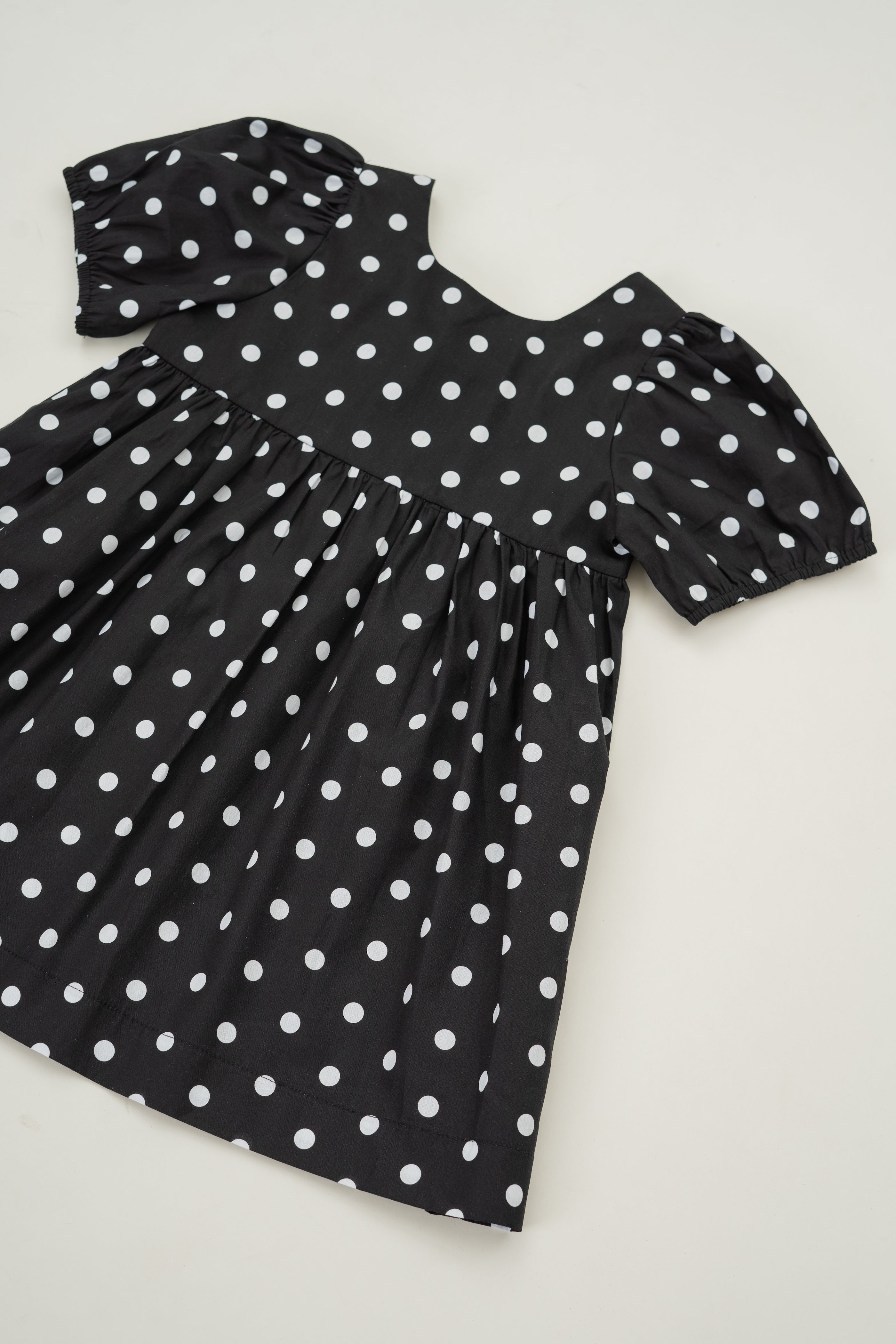 Mini Tie Back Short Sleeve Dress in Polka Dot