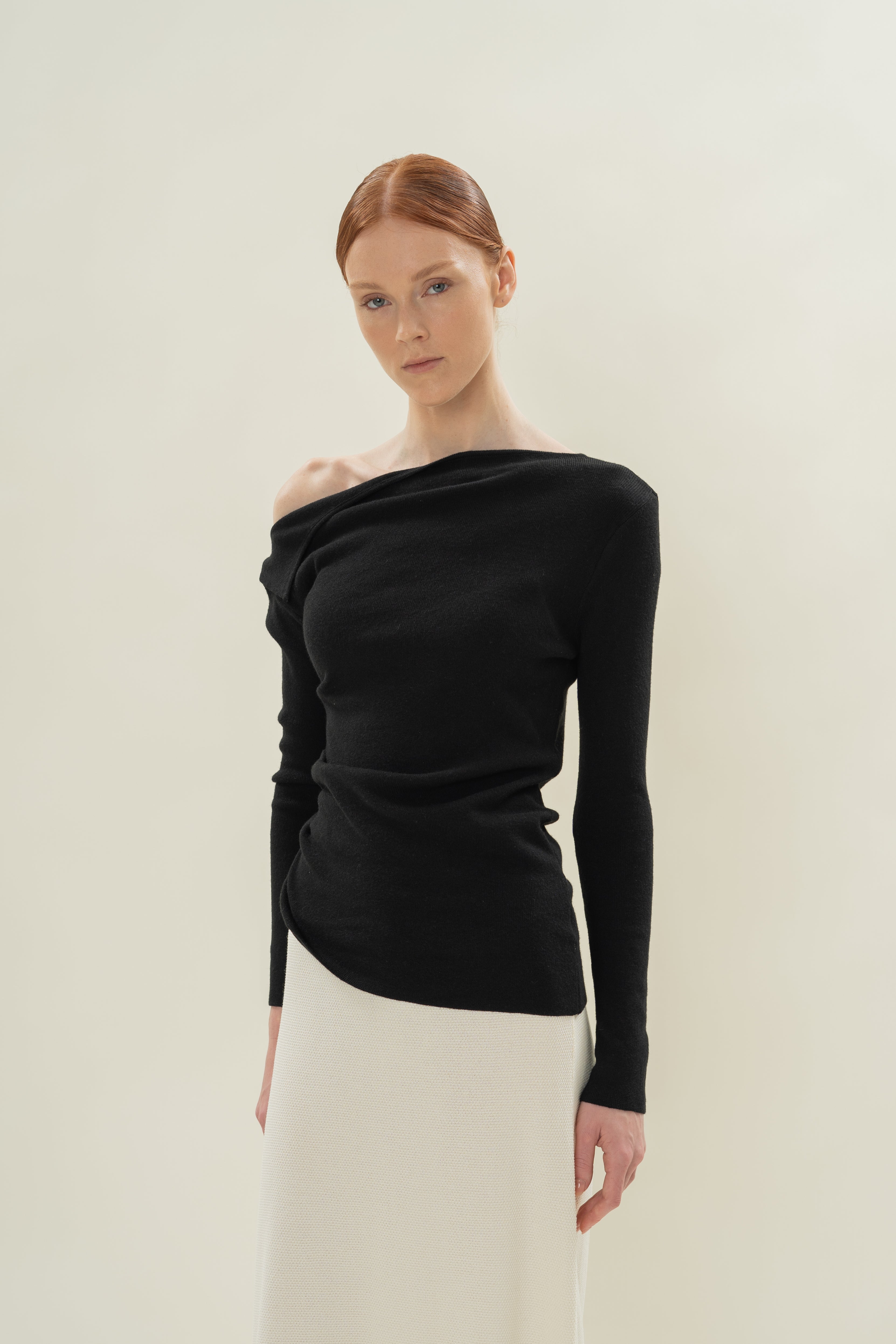 Foldover Neckline Long Sleeve Knit Top in Black