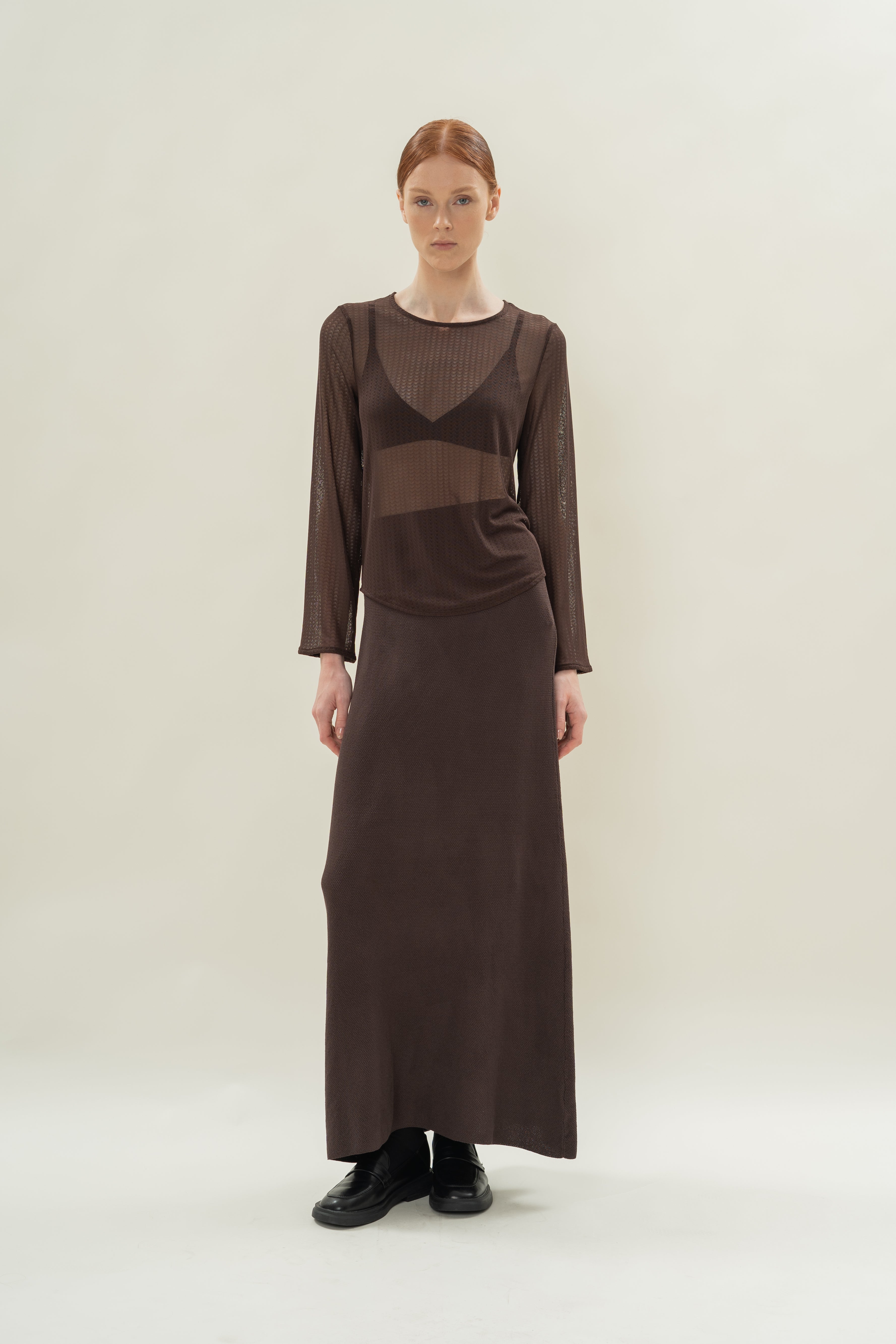 Stretch-Mesh Long Sleeved Top in Soil