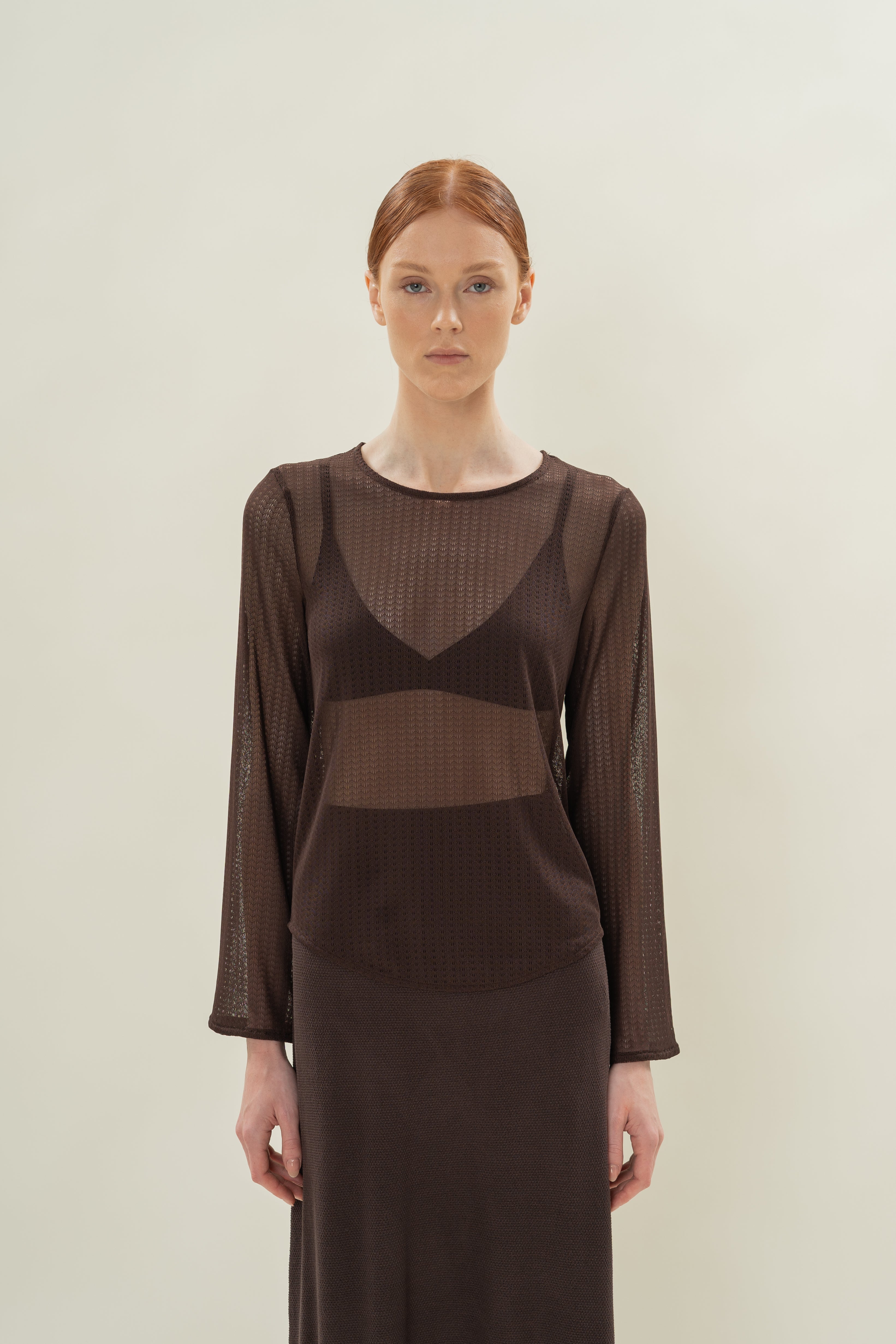Stretch-Mesh Long Sleeved Top in Soil