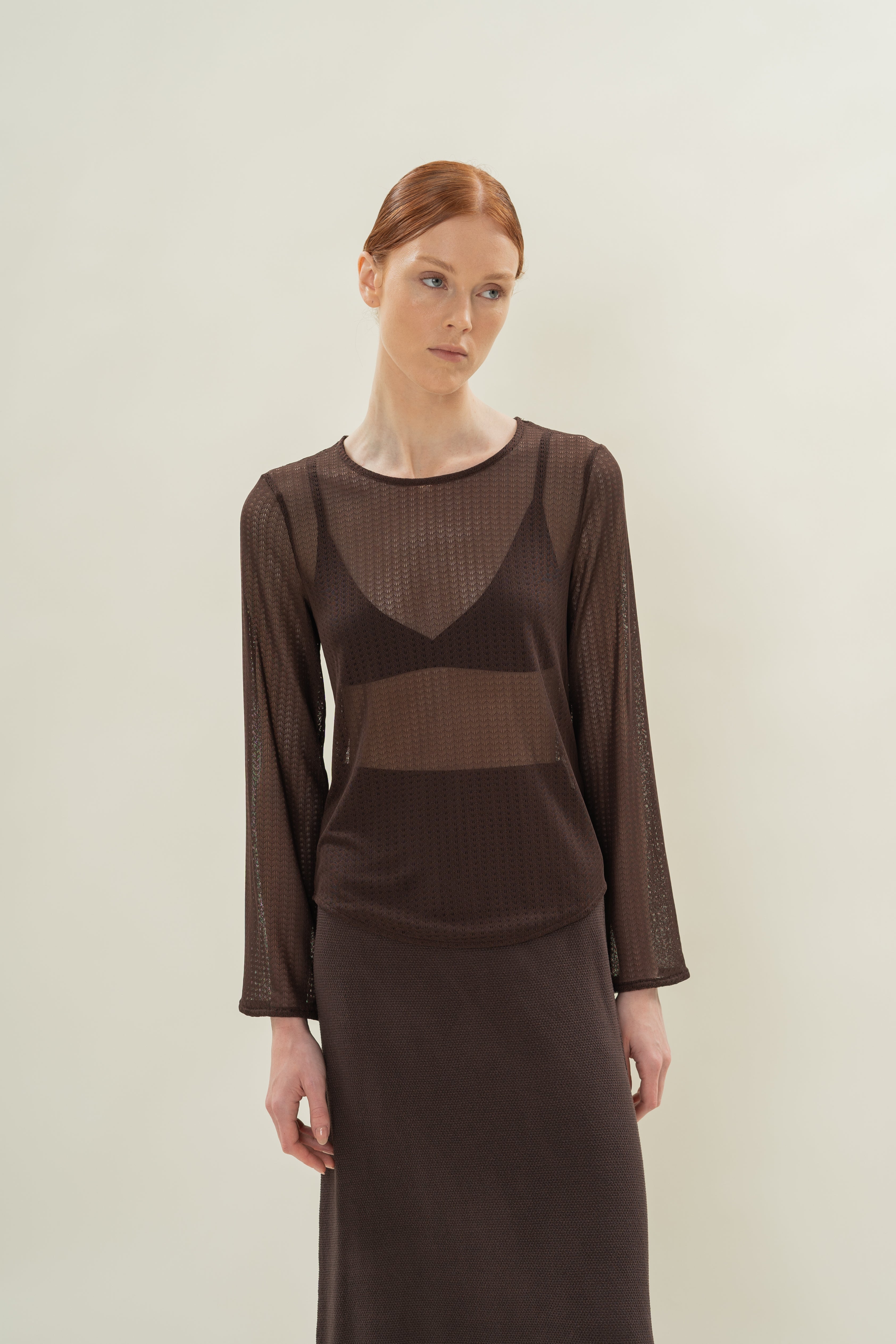 Stretch-Mesh Long Sleeved Top in Soil