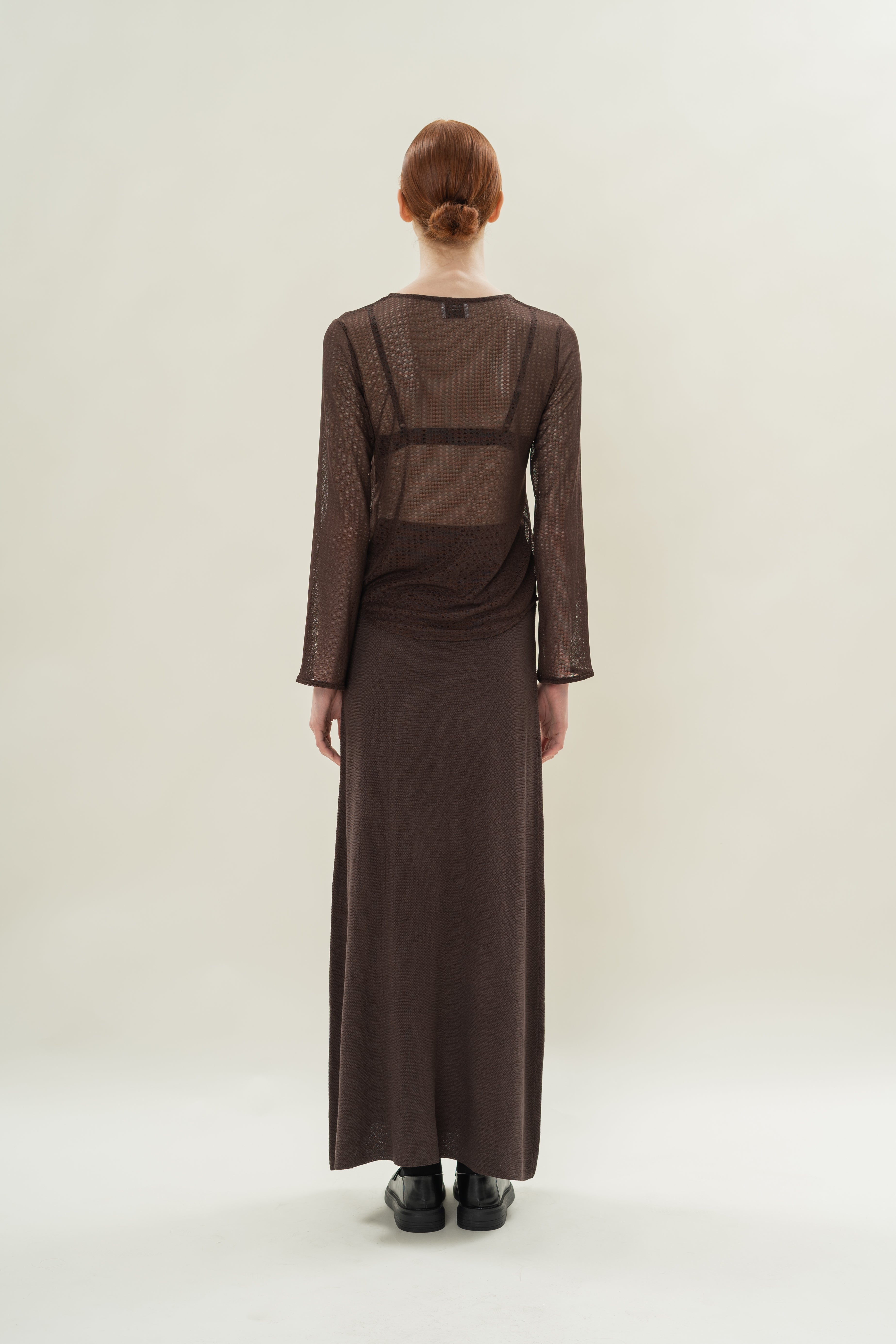 Stretch-Mesh Long Sleeved Top in Soil