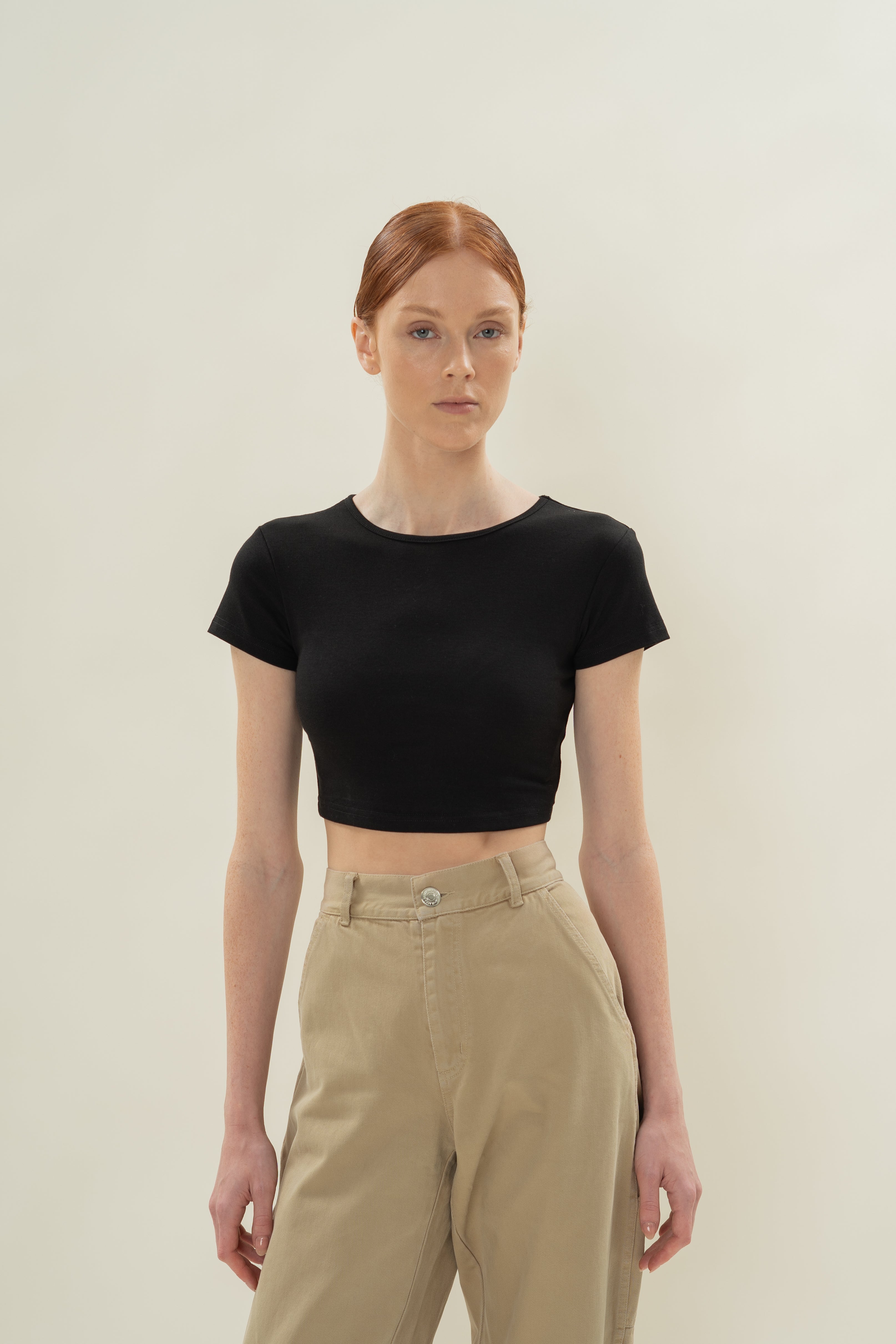 Stretch Cropped Mini Baby Tee in Black