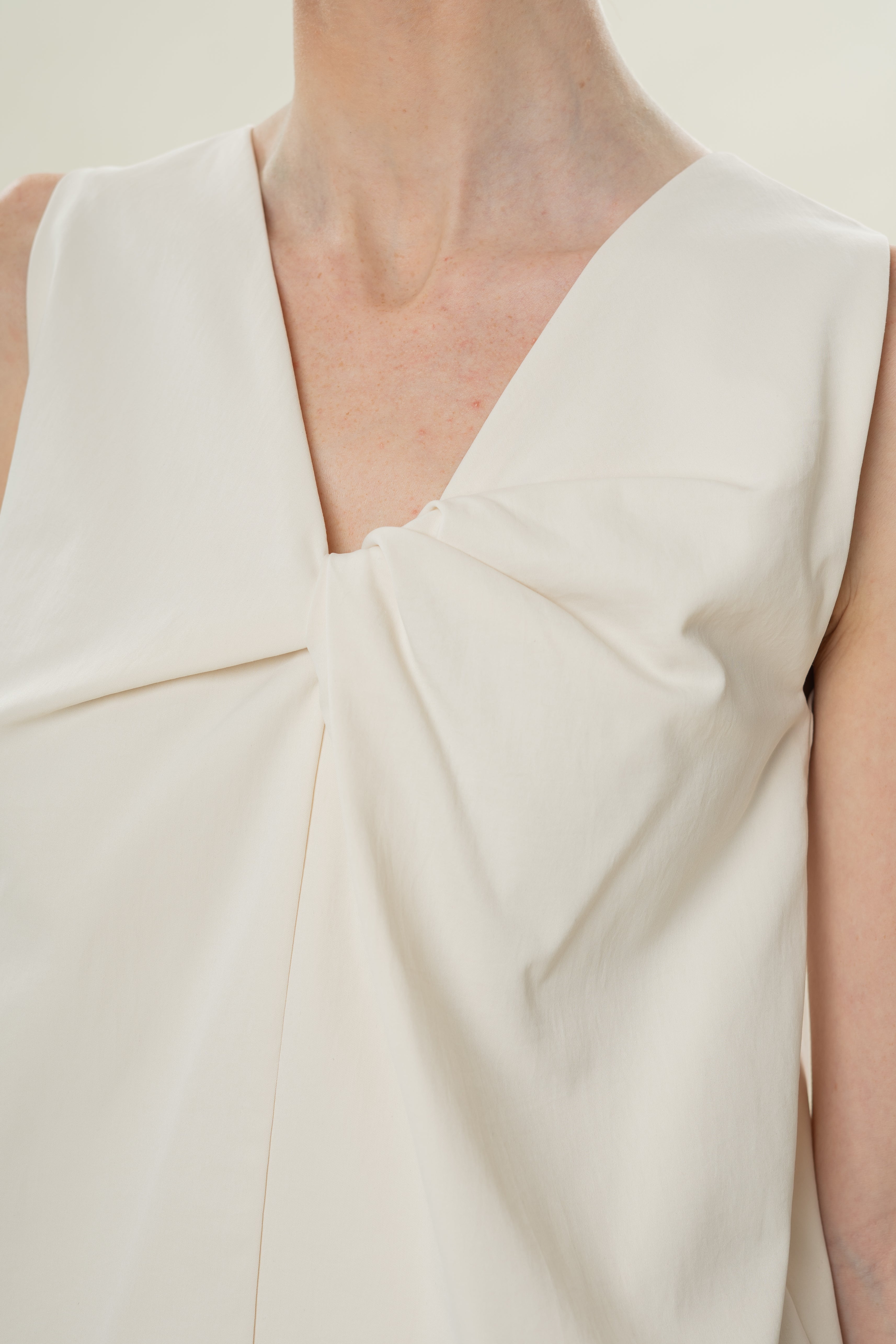 Reversible Sleeveless Top With Knotted Neckline in Natural
