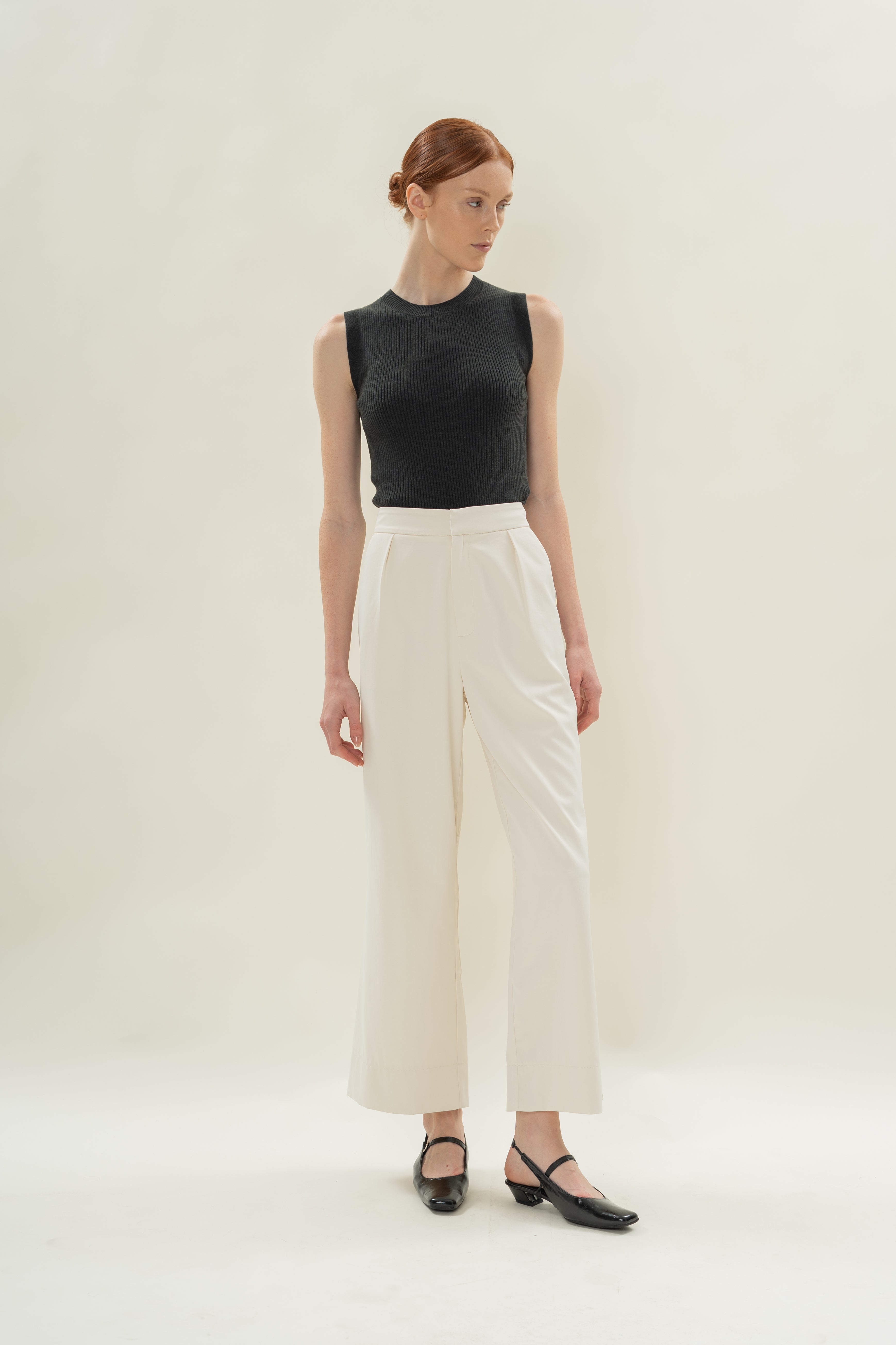 Pleated Straight Trousers in Natural