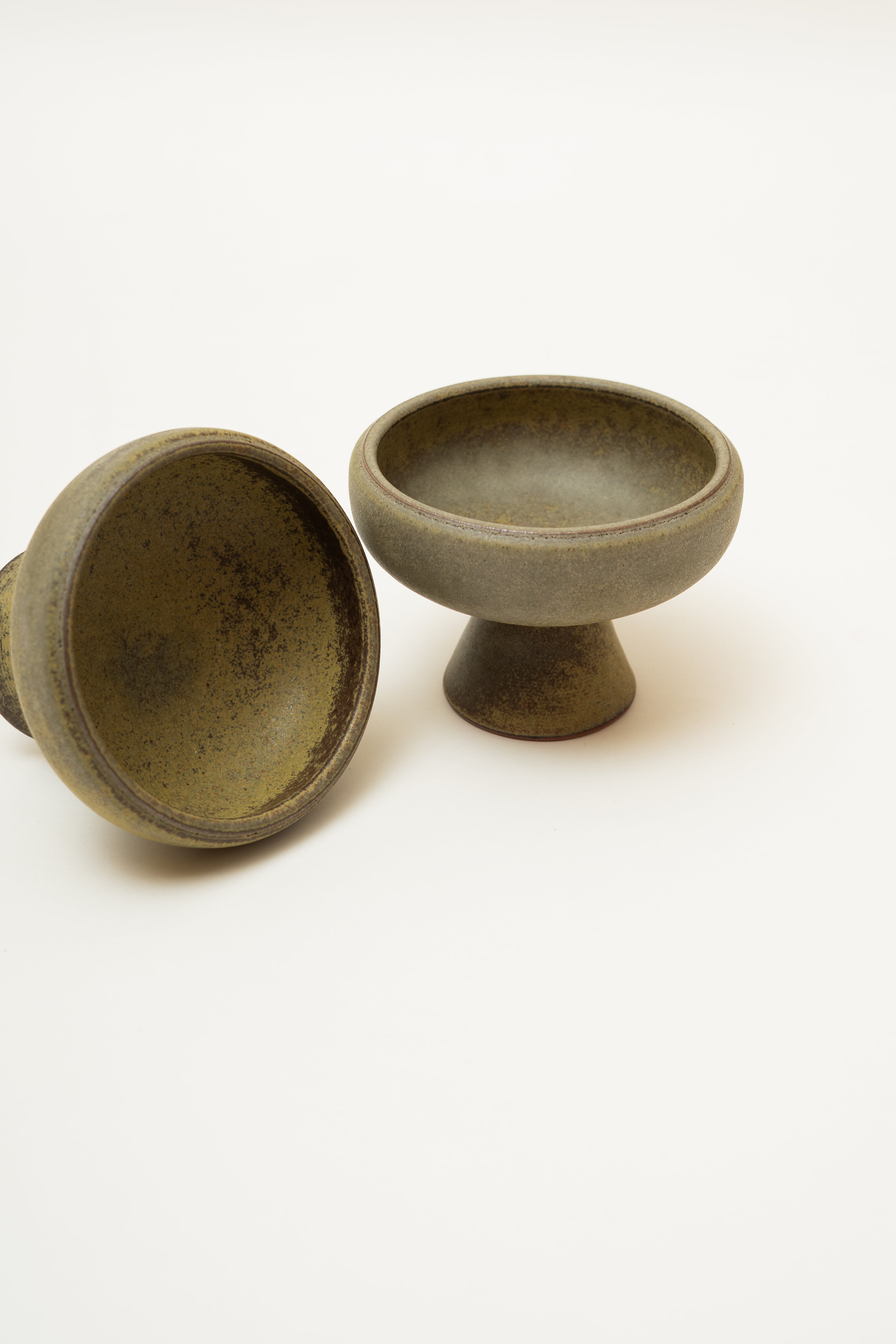 Earthenware Pedestal Bowl in Dark Elmwood