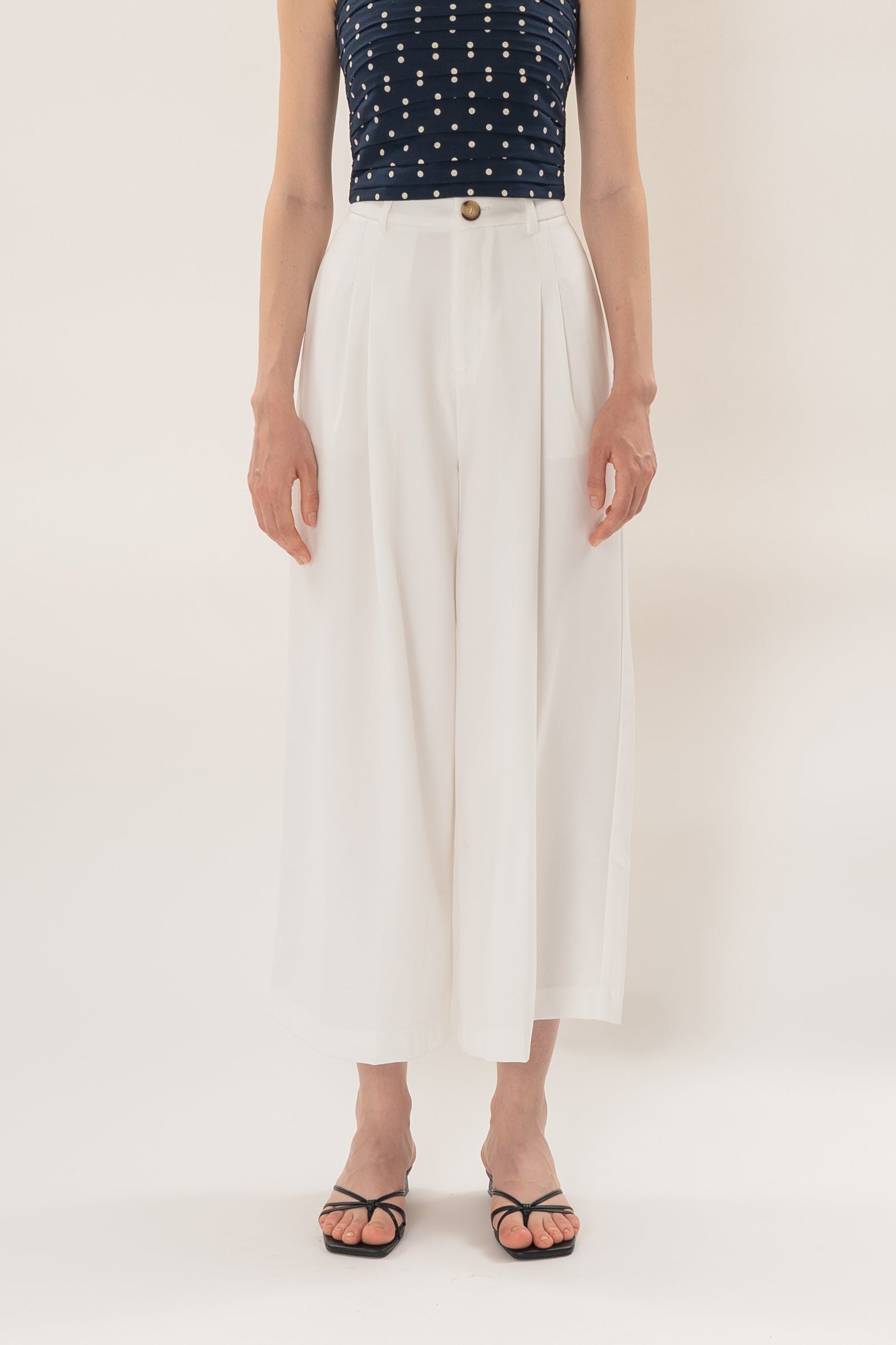 Petite Linear Pleat Wide-Leg Trousers in White