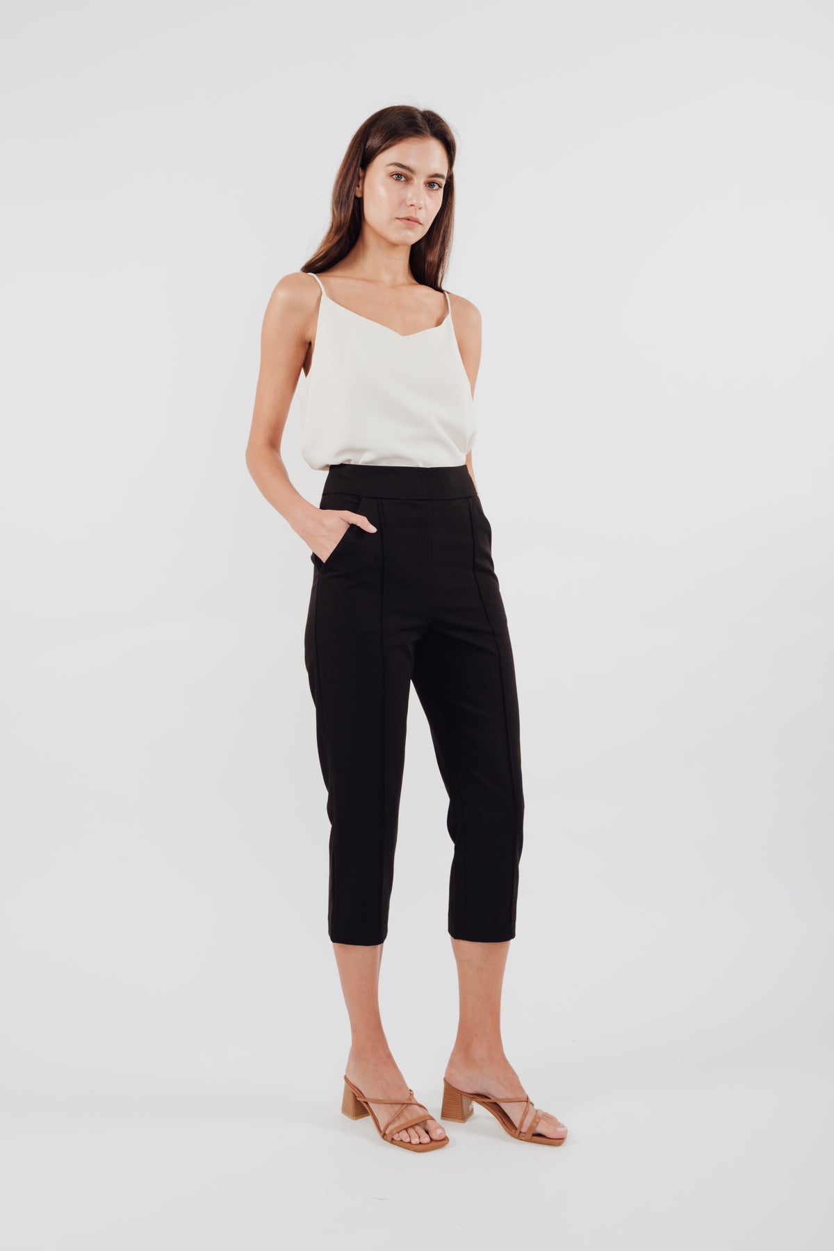 High Waisted Cropped Trousers in Black