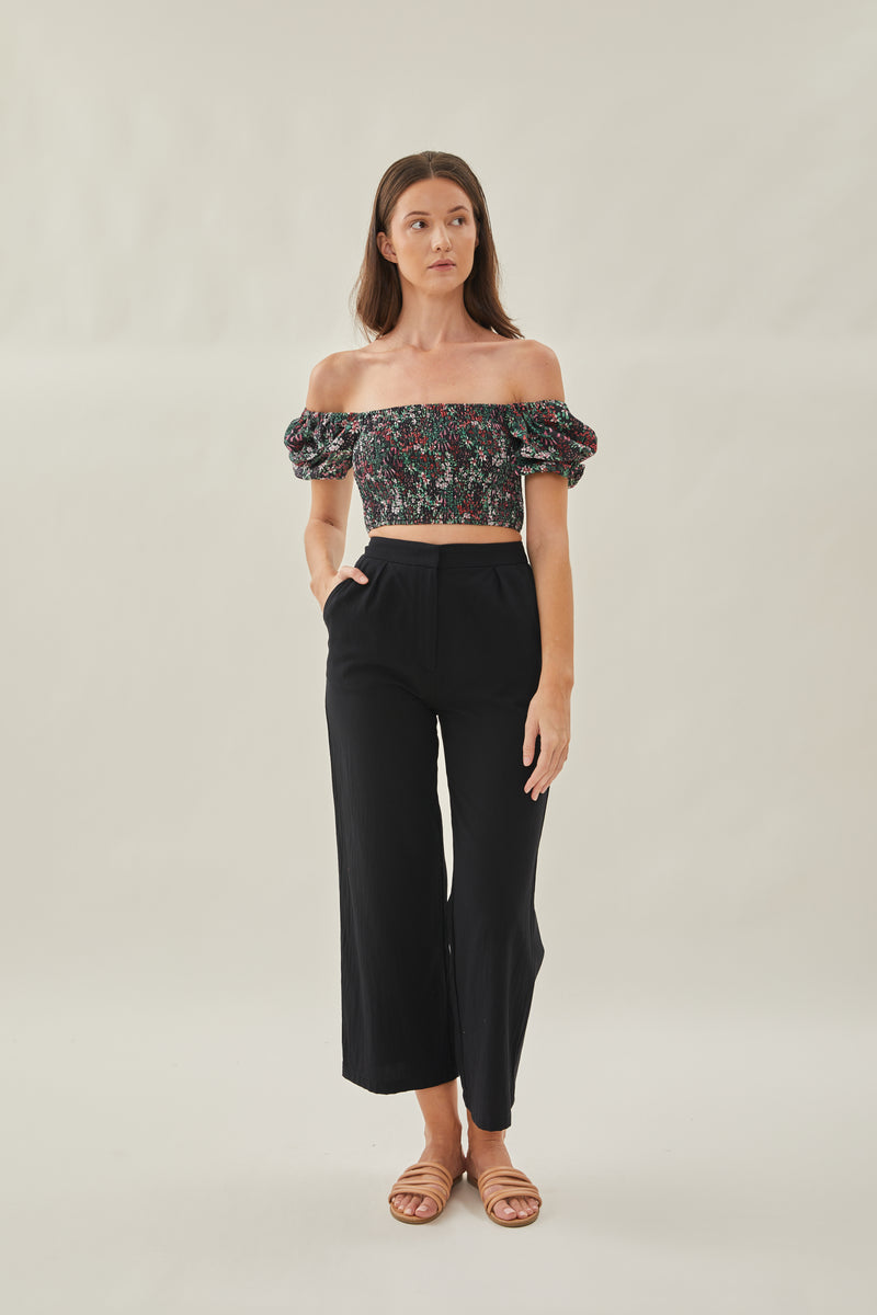 Puffed Sleeved Shirred Cropped Top in Wild
