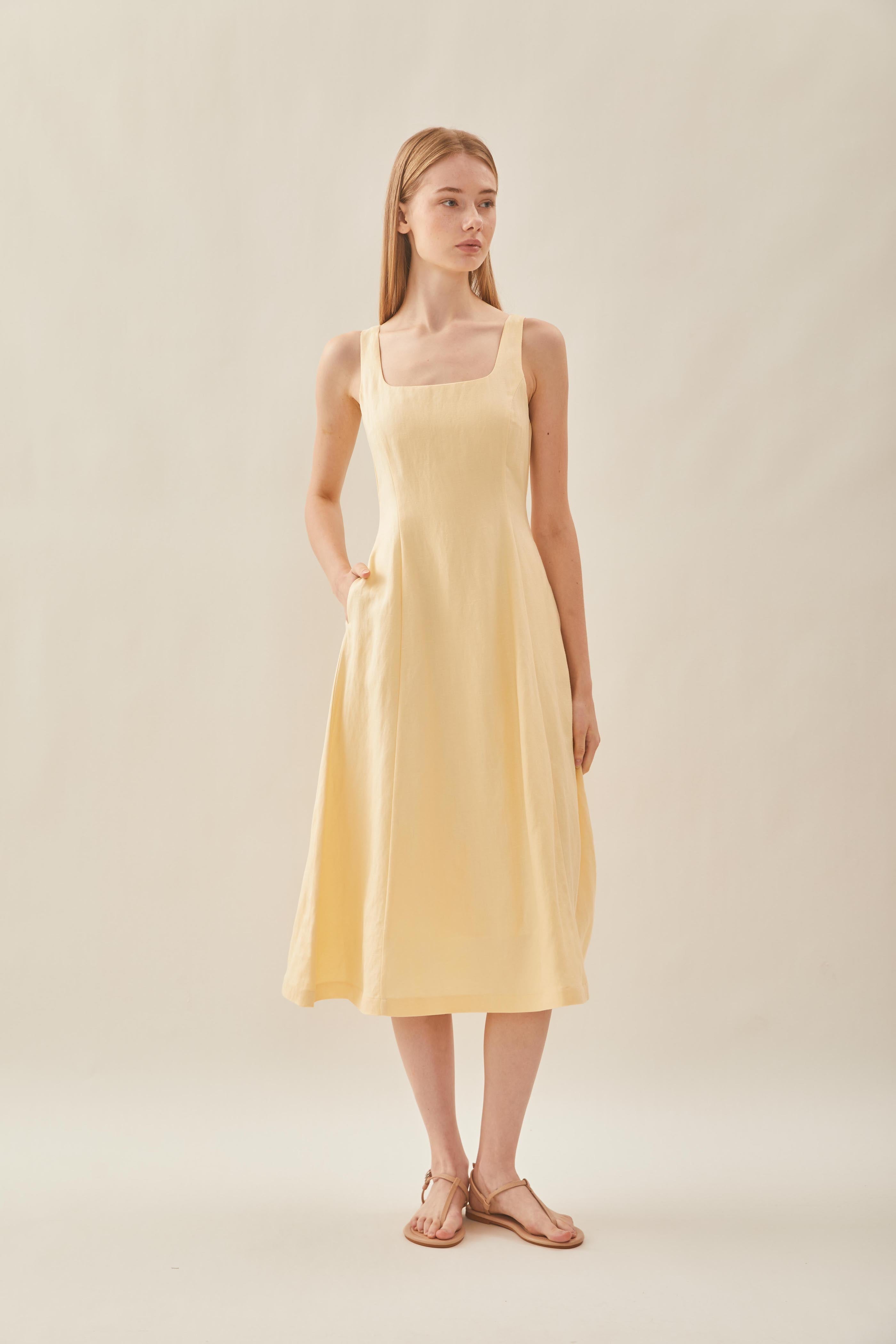 Scoop Neck Flare Dress in Pale Yellow