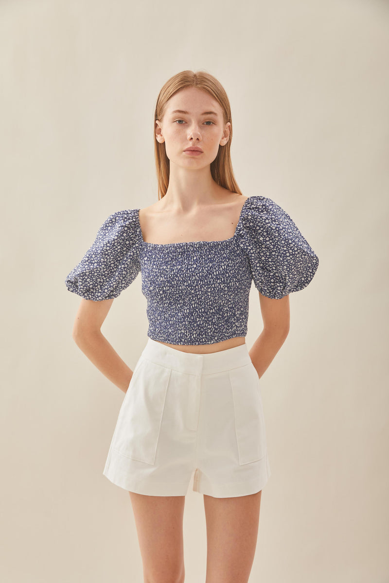 Puffed Sleeved Shirred Top in Moonlight Bloom