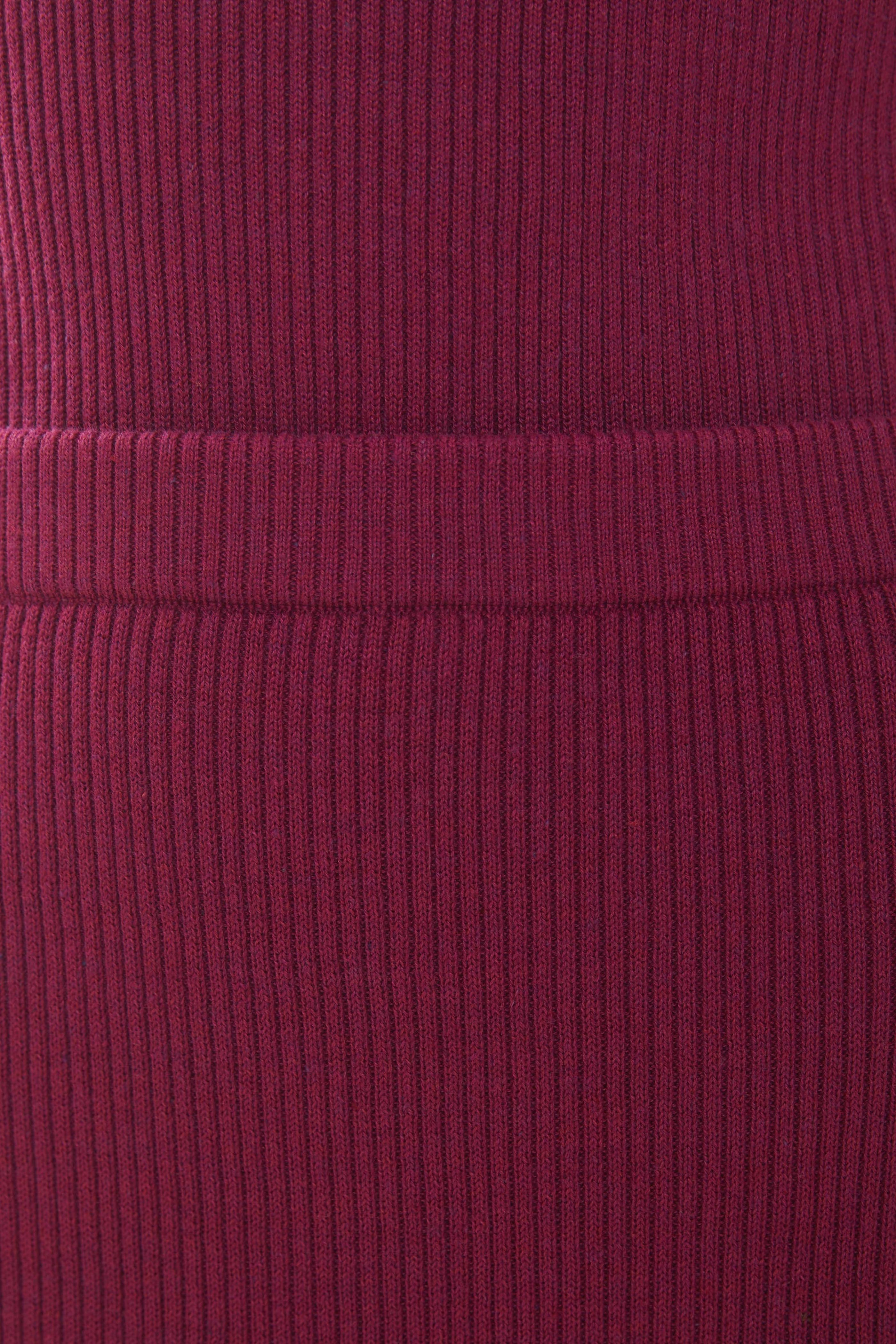 Knit Midi Skirt in Beetroot