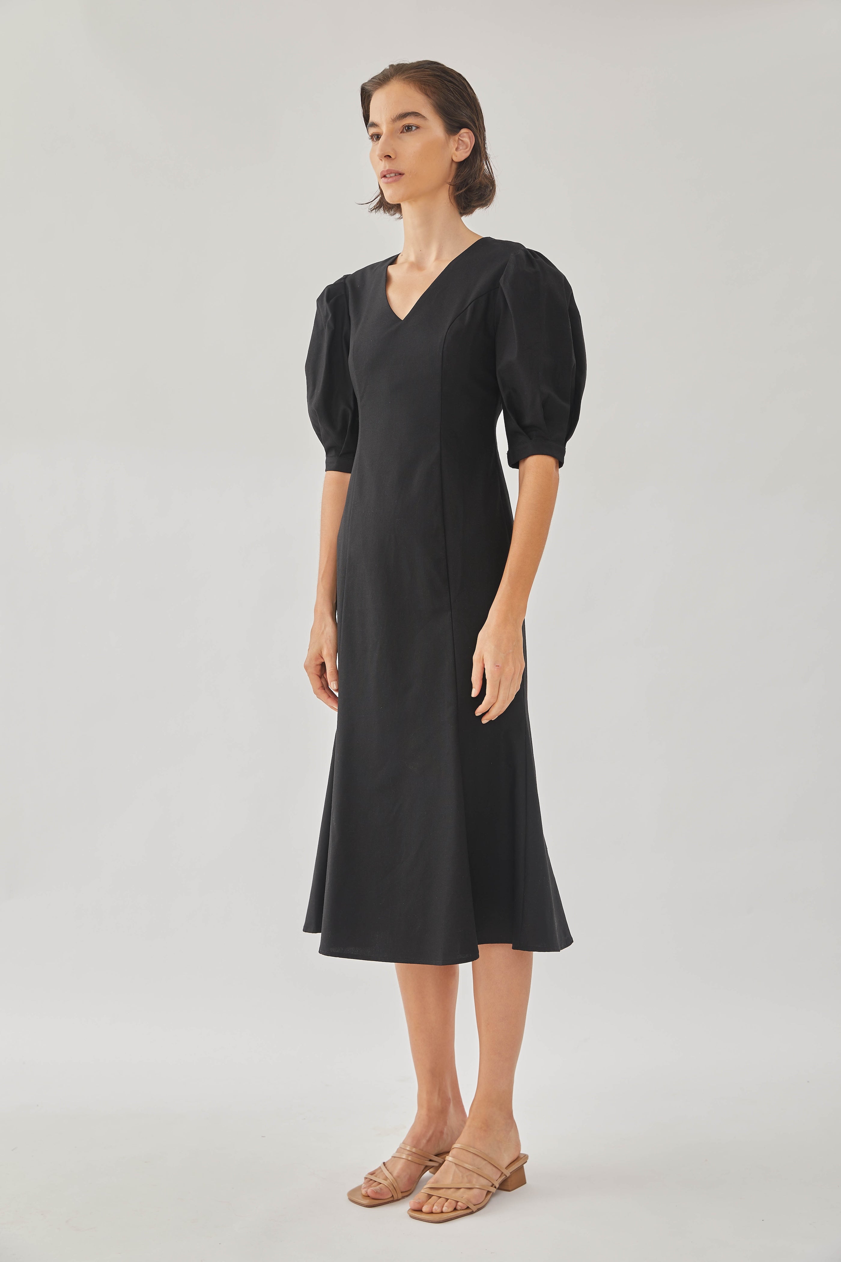 Linen Midi Dress in Black