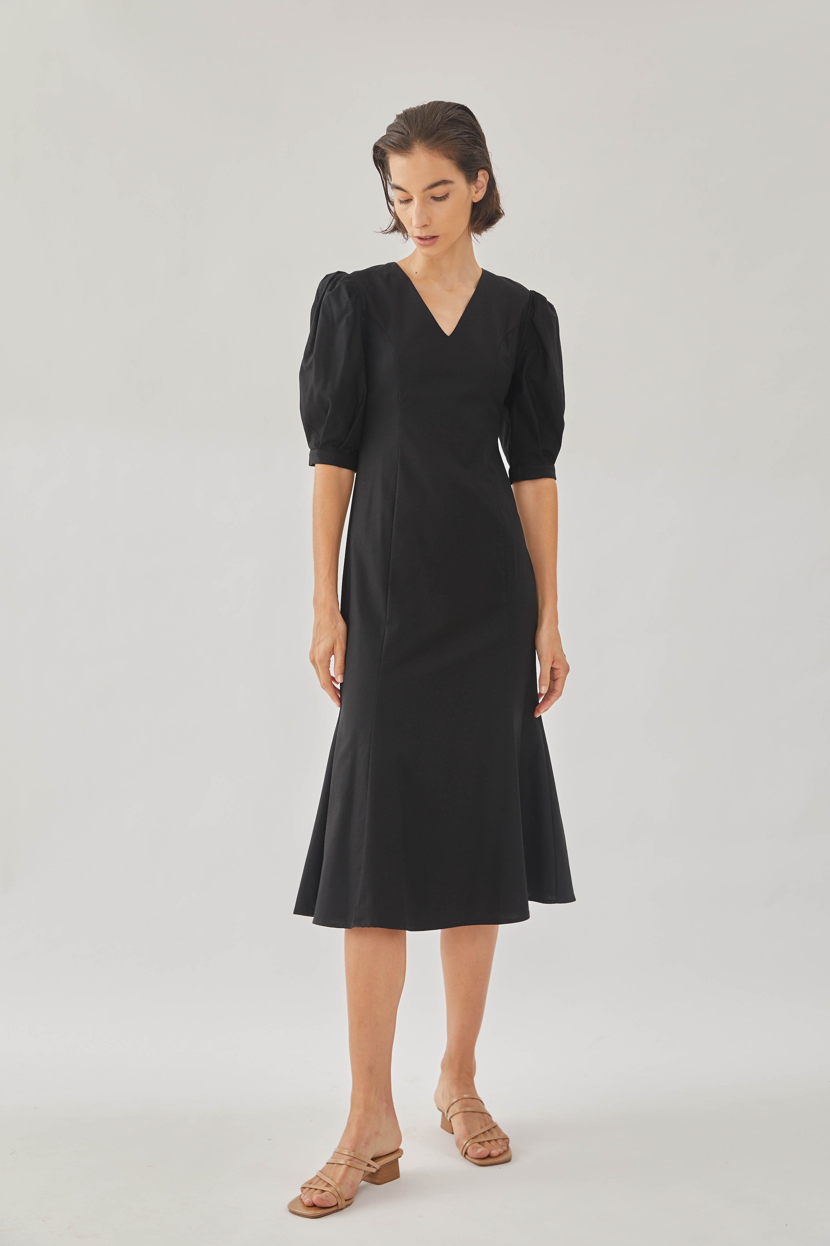 Linen Midi Dress in Black
