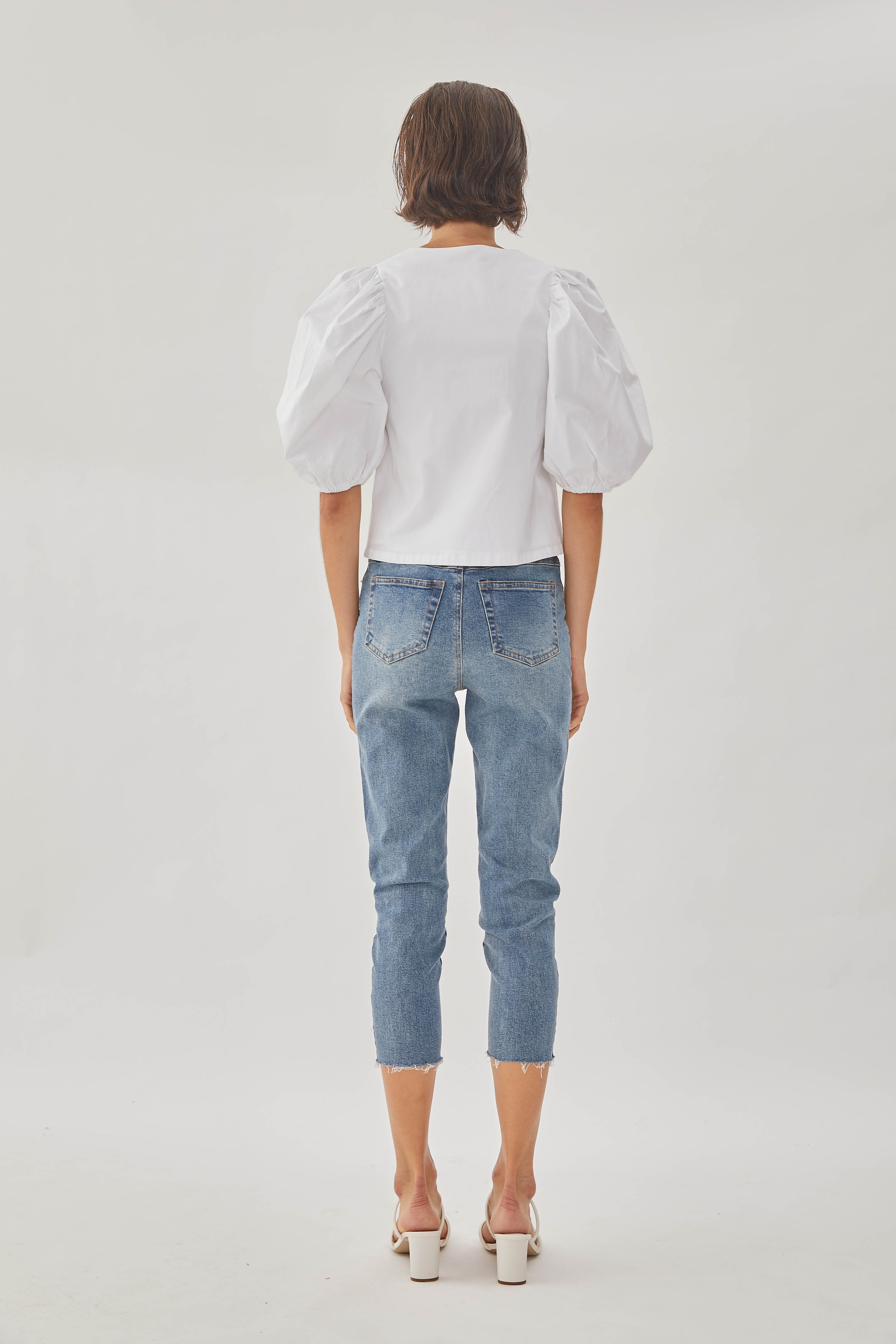 Cotton Puffed Sleeved Top in White