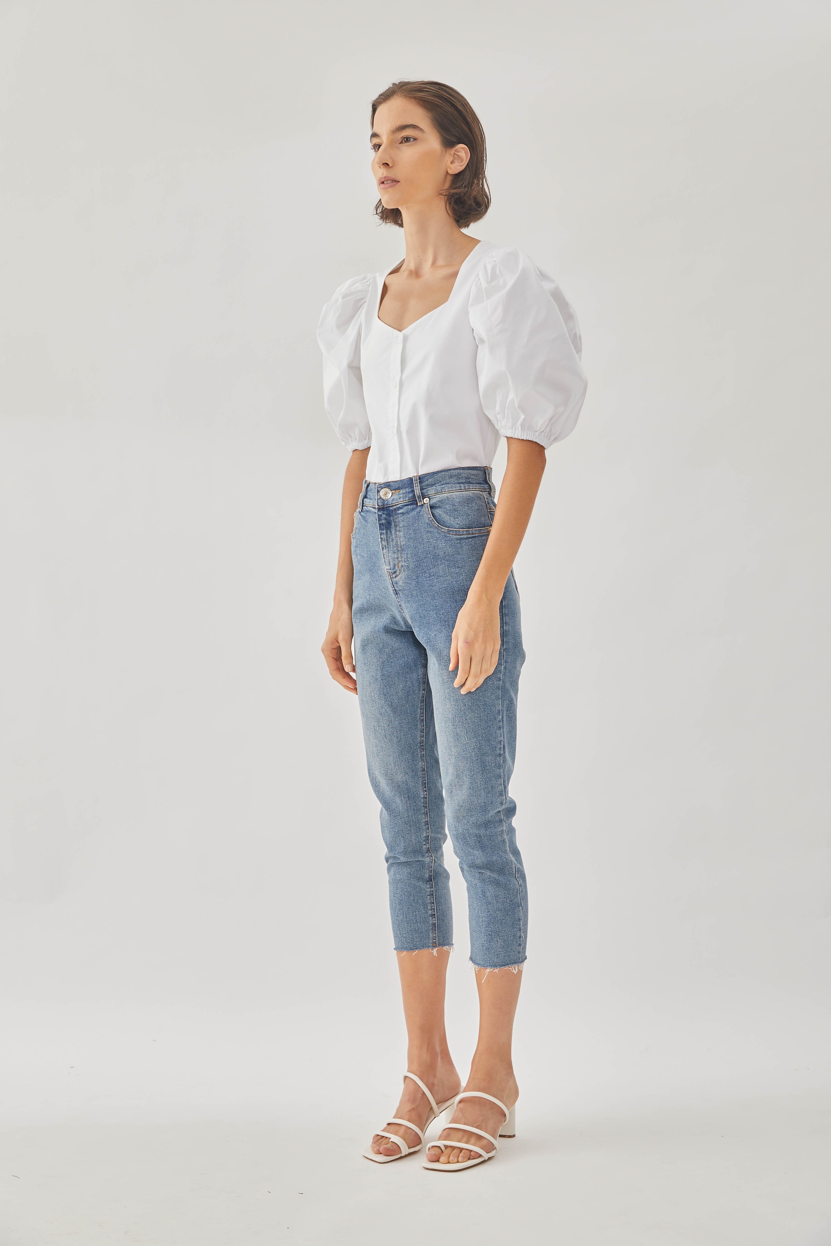 Cotton Puffed Sleeved Top in White