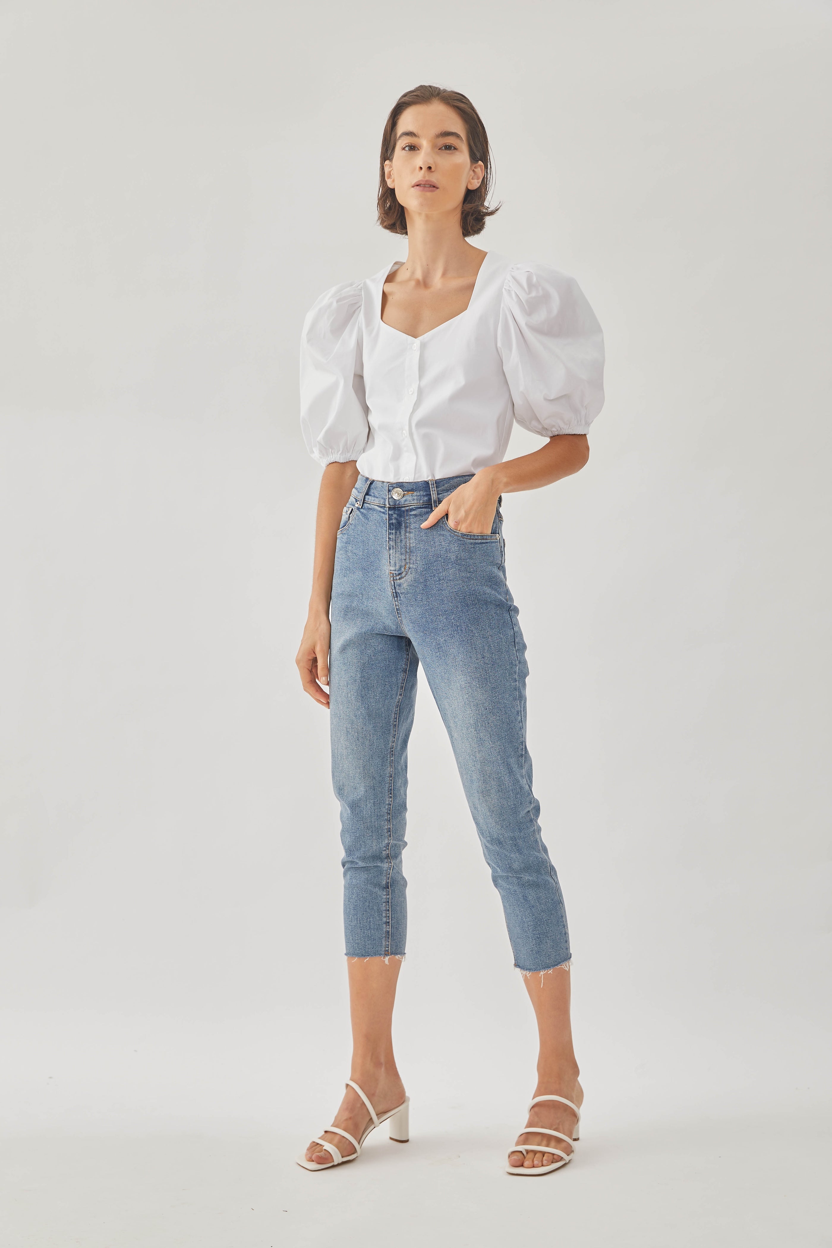 Cotton Puffed Sleeved Top in White