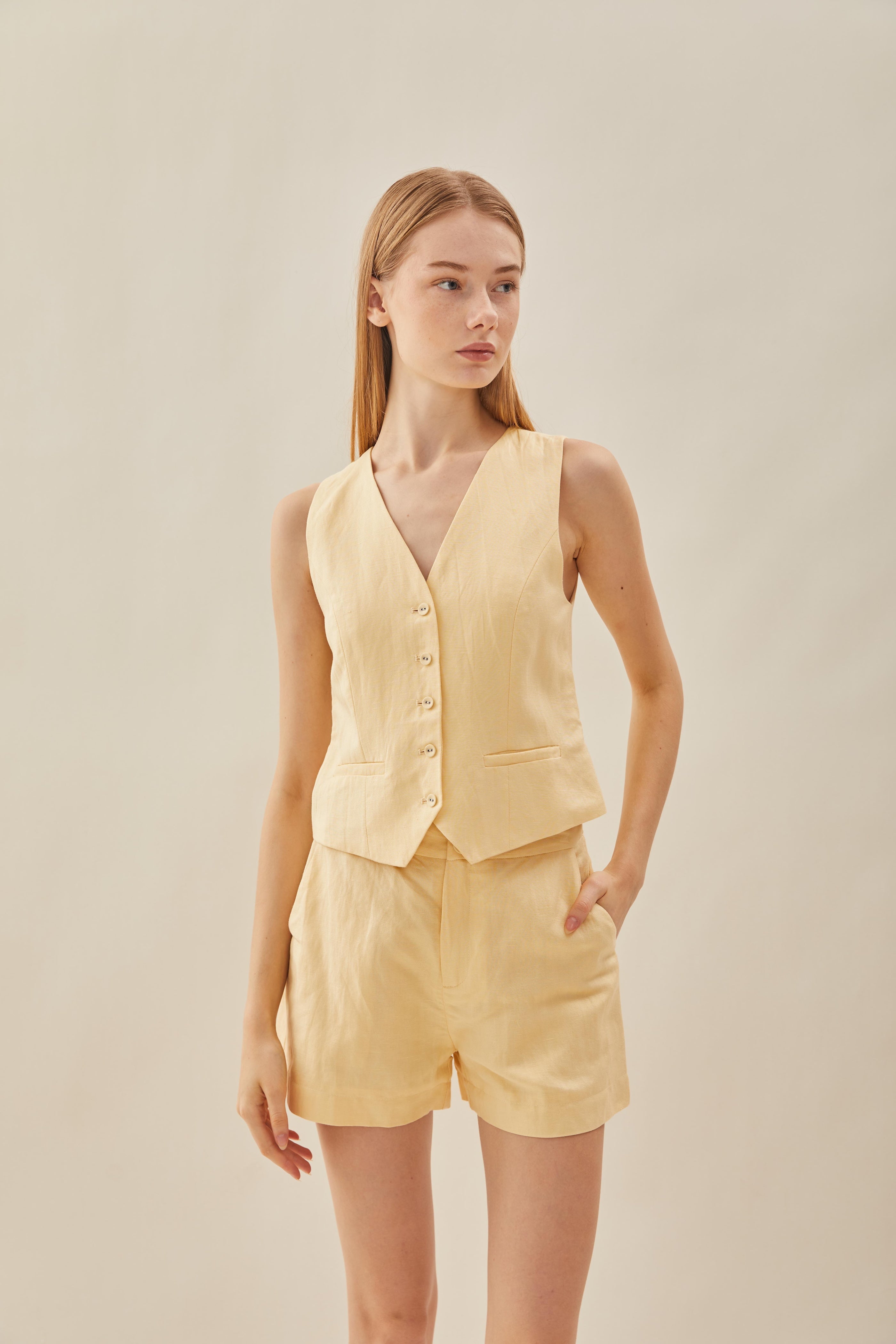 Linen Waistcoat in Pale Yellow