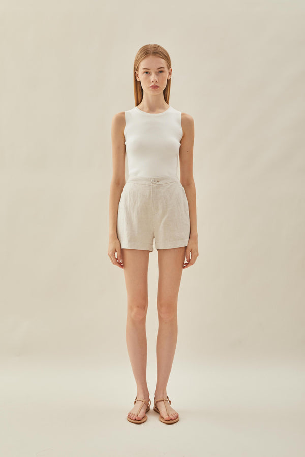 Relaxed Linen Shorts in Natural