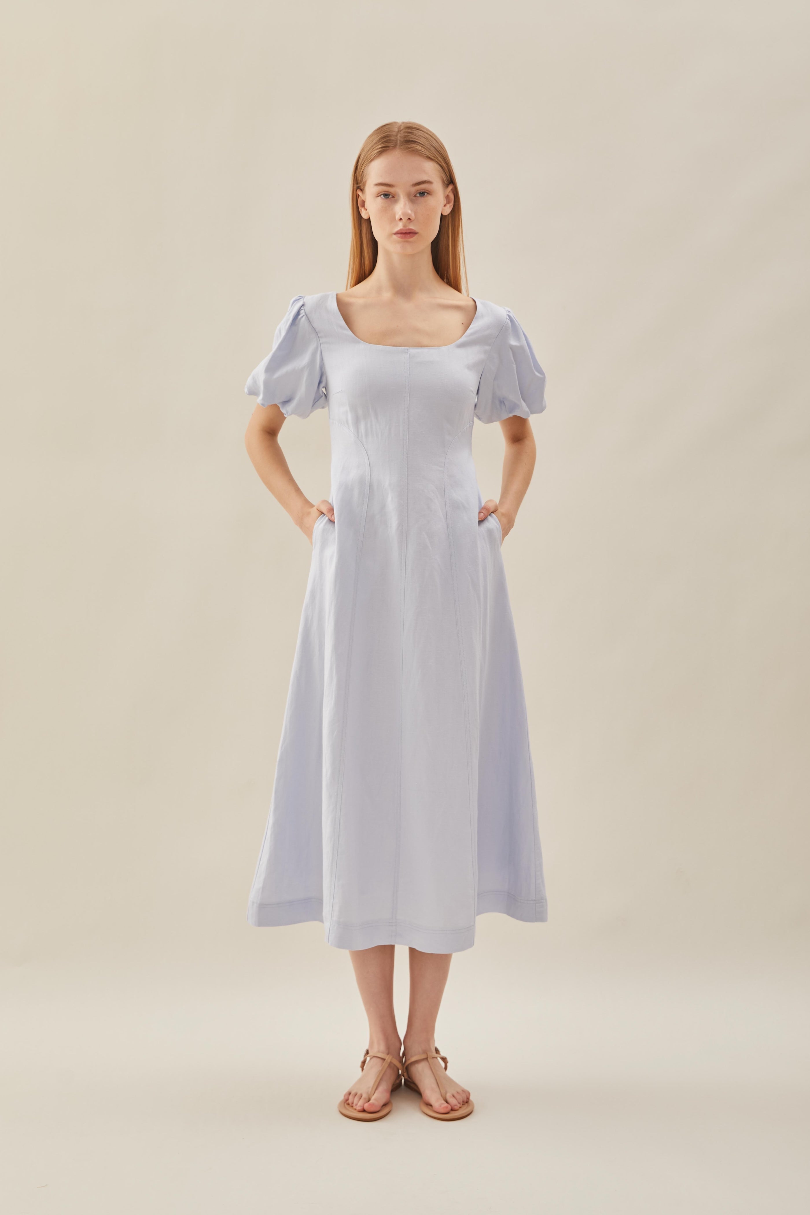 Puffed Sleeved Scoop Neckline Dress in Mist Blue