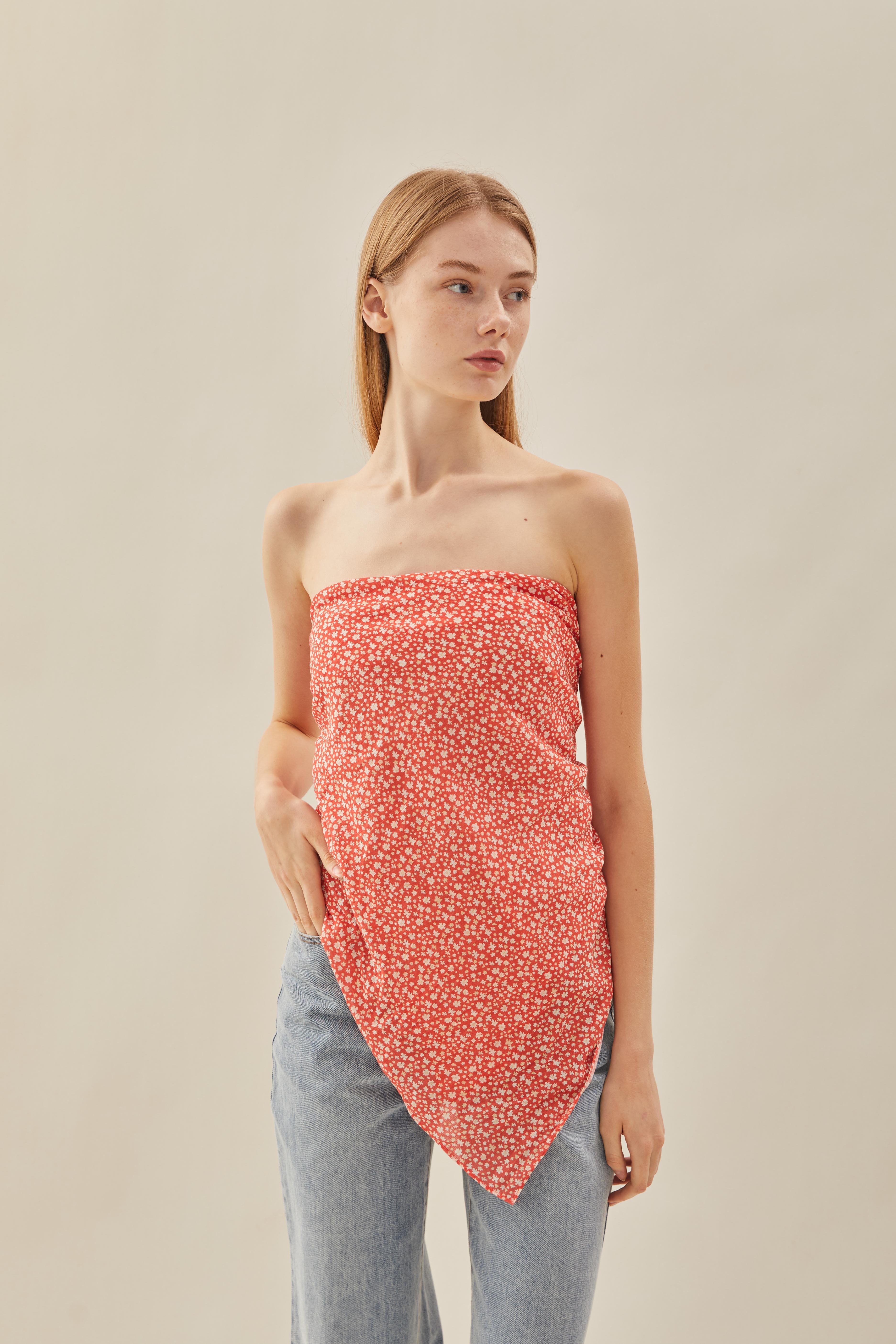 Scarf in Red Bloom
