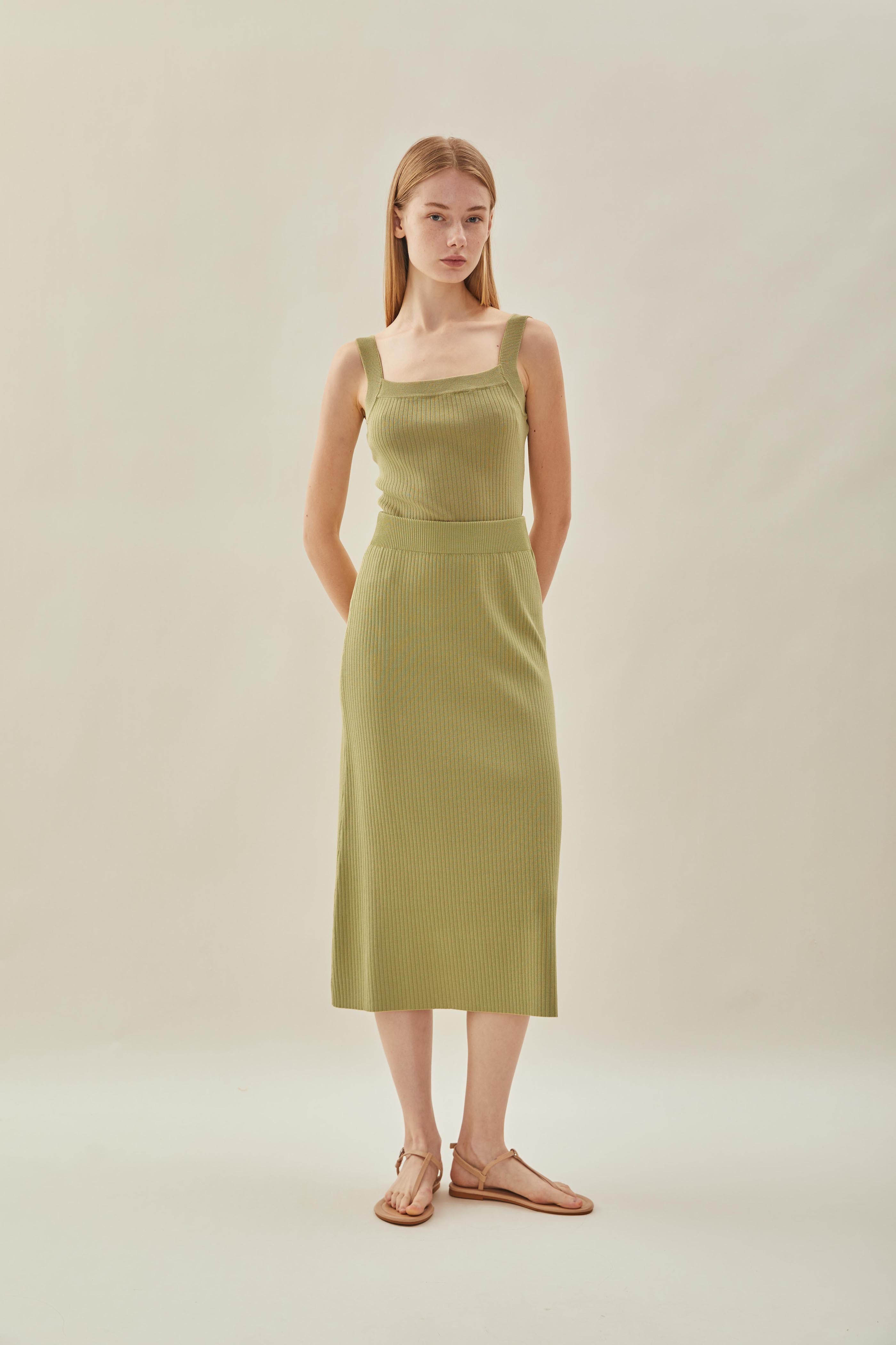 Knitted Straight Skirt in Palm