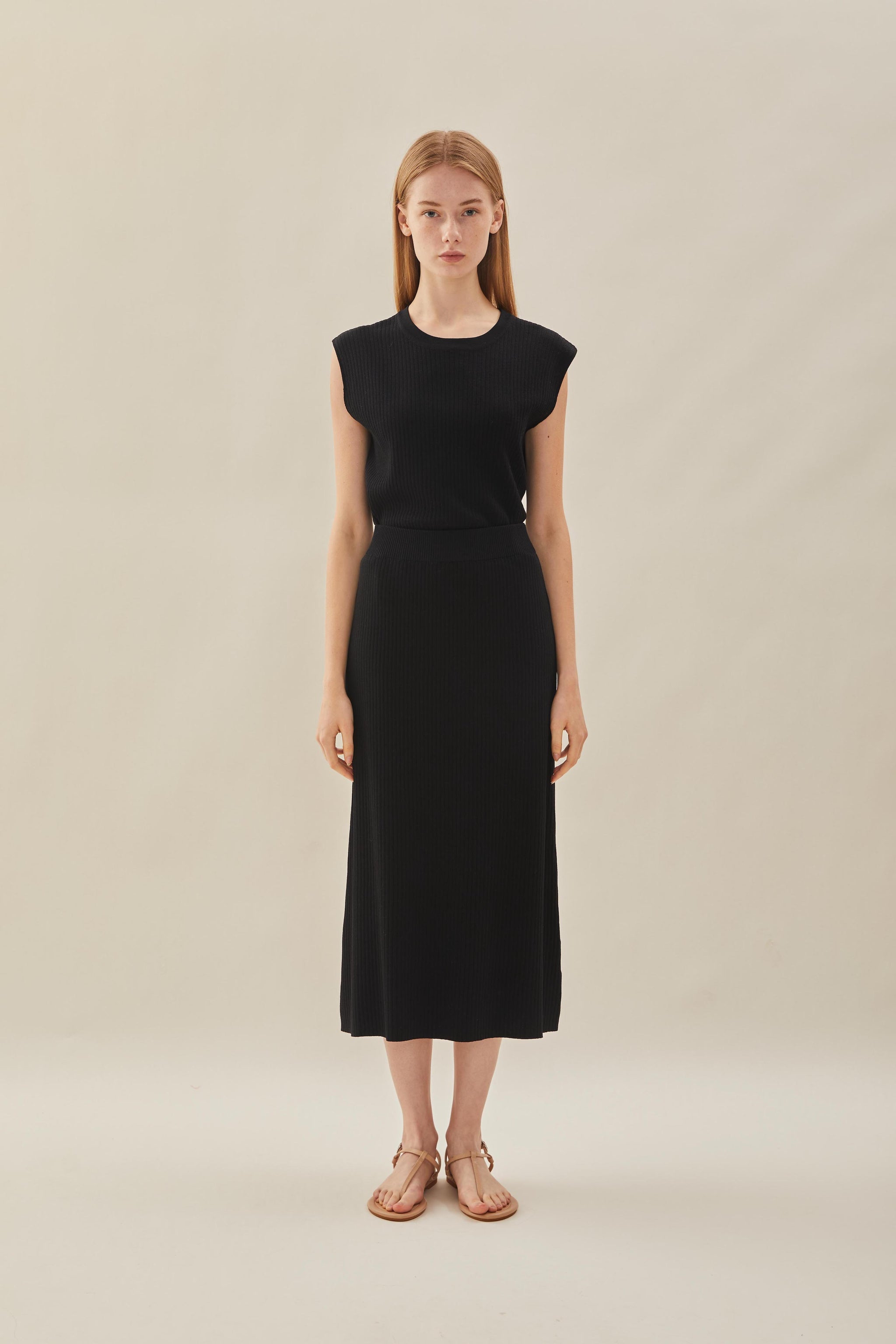 Petite Textured Stitch Straight Knit Skirt