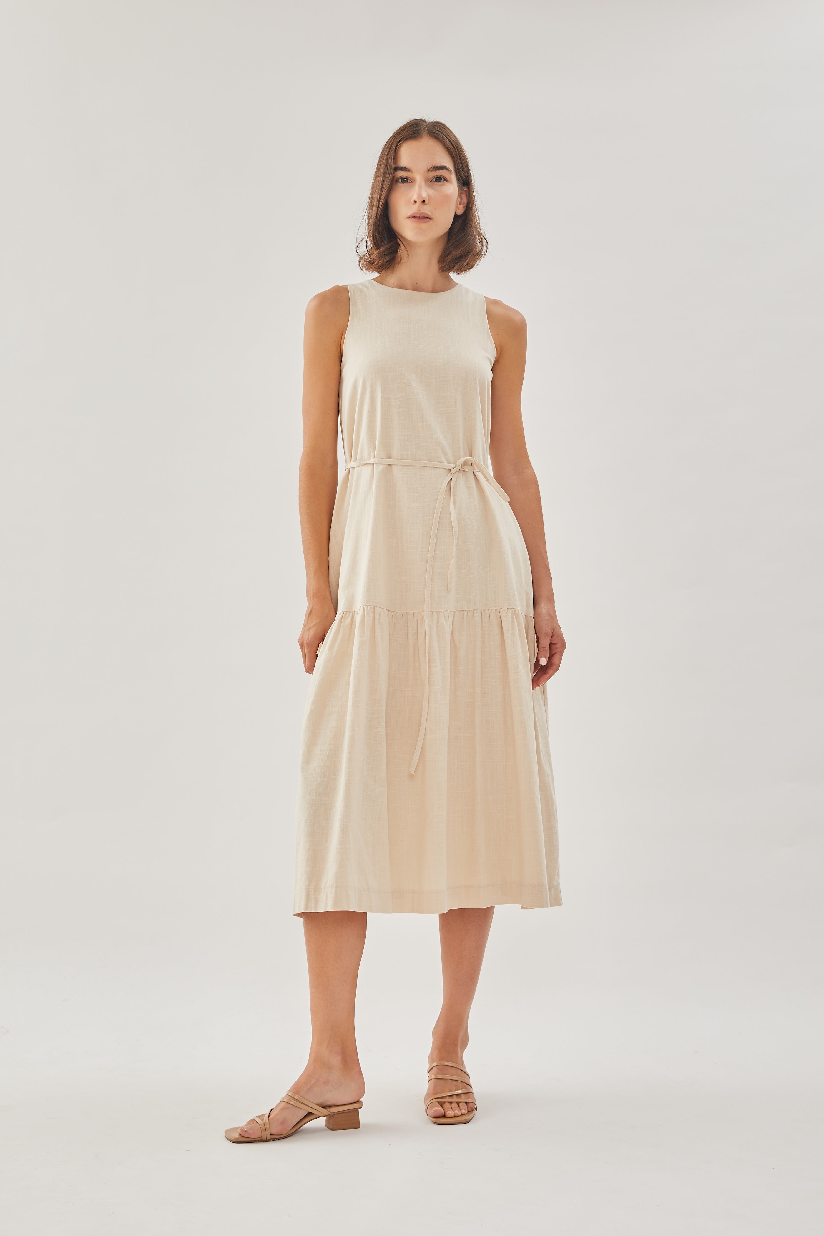 Linen Tiered Dress in Oatmeal