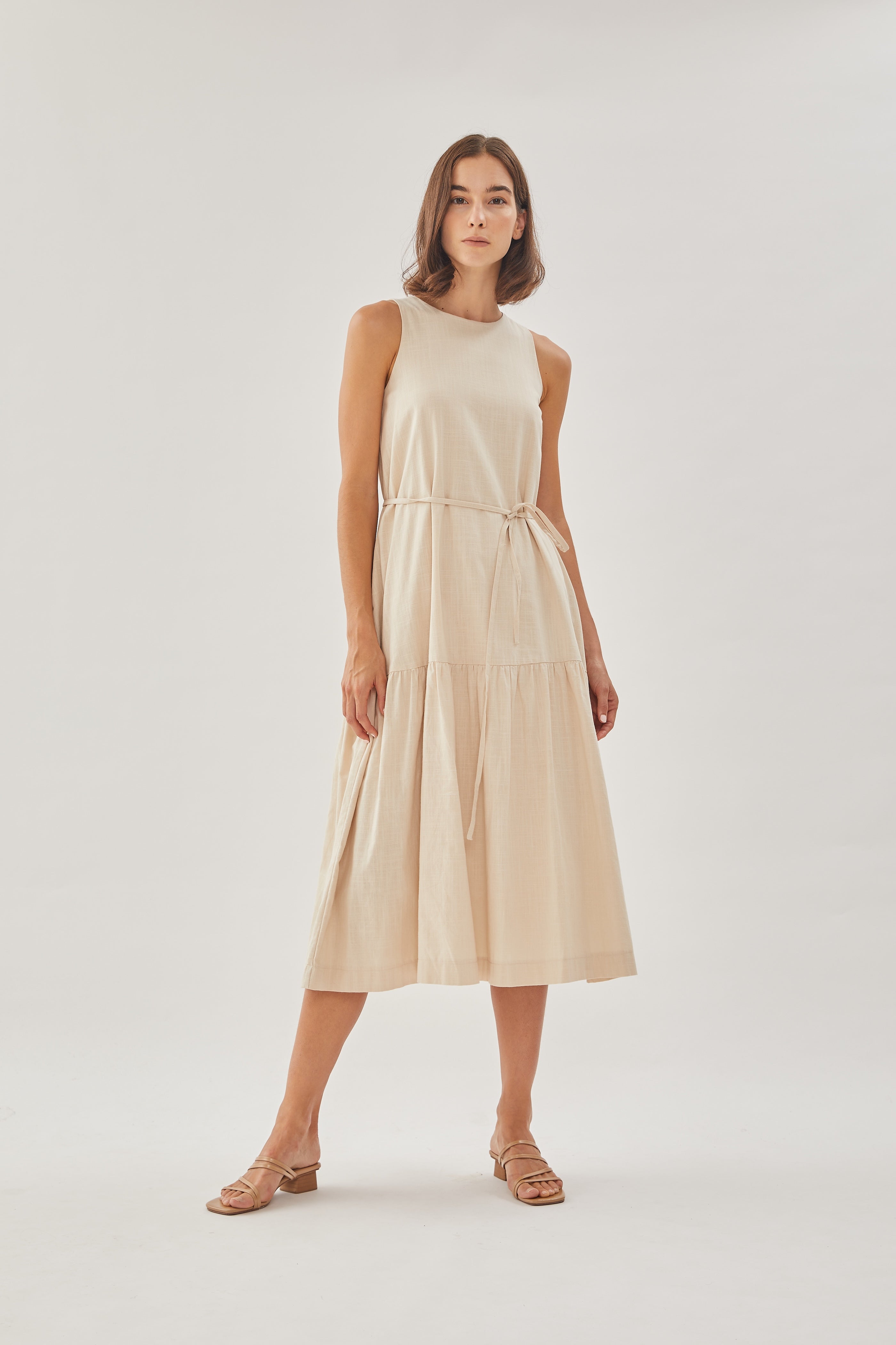 Linen Tiered Dress in Oatmeal