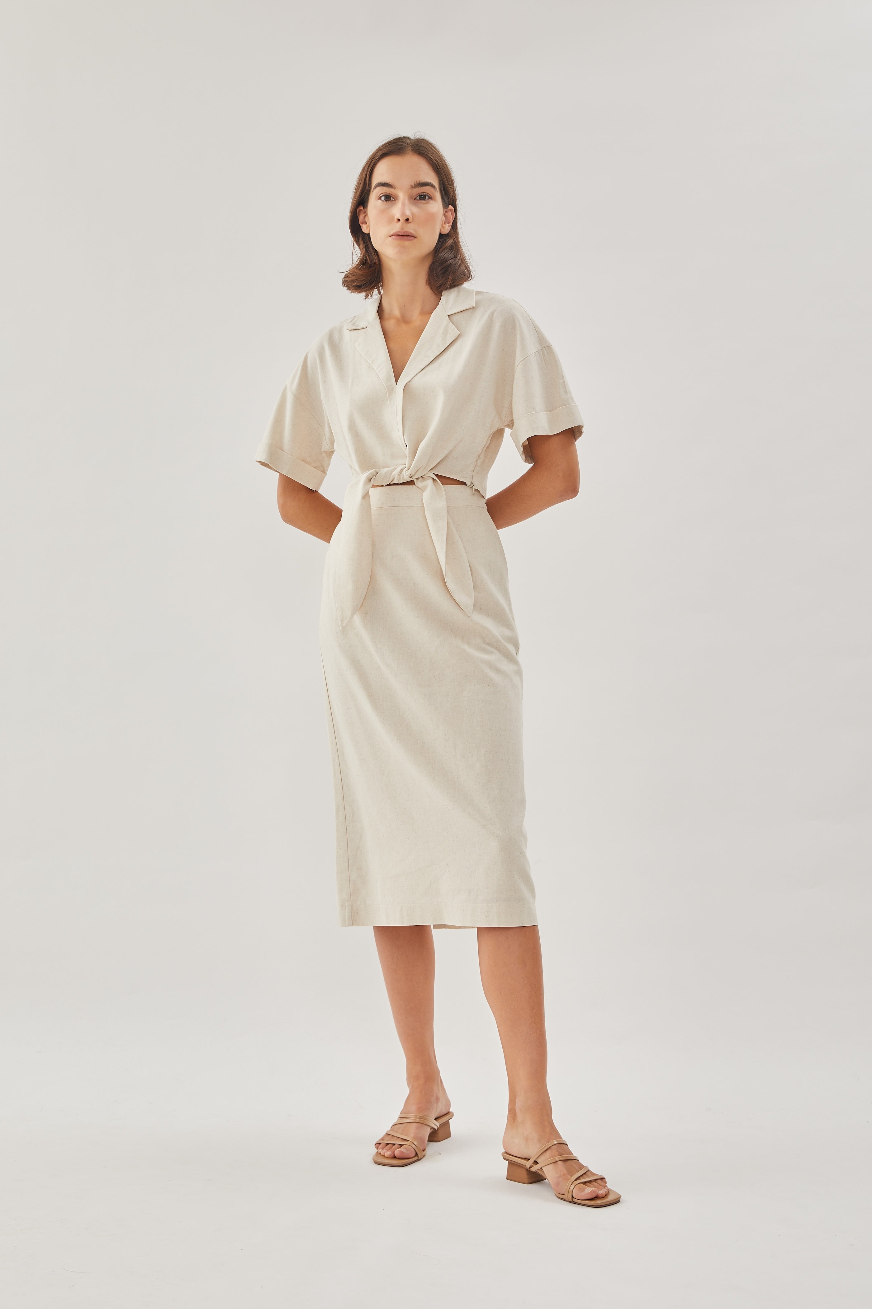 Linen Straight Skirt in Natural