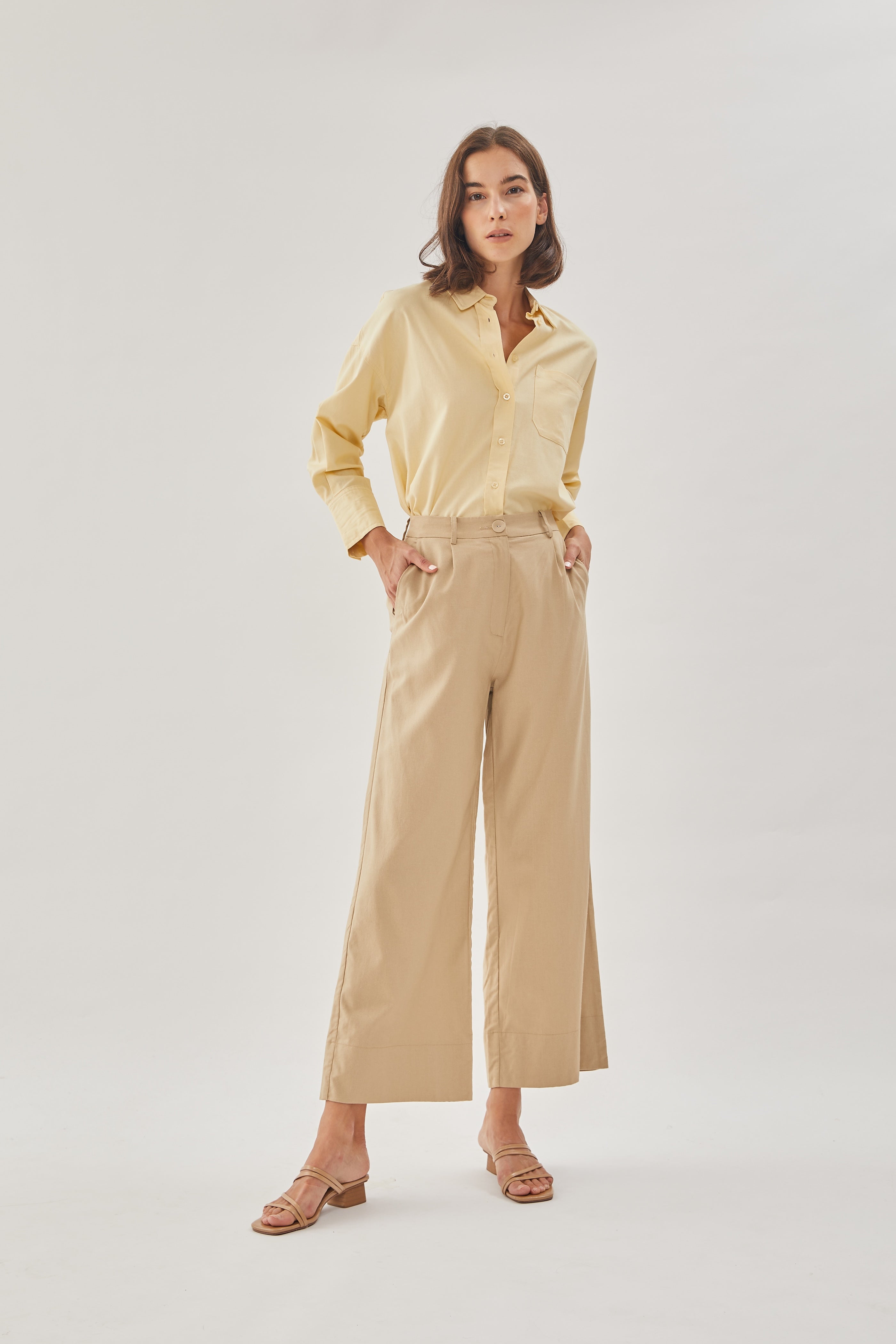 Linen Straight Pants in Sand
