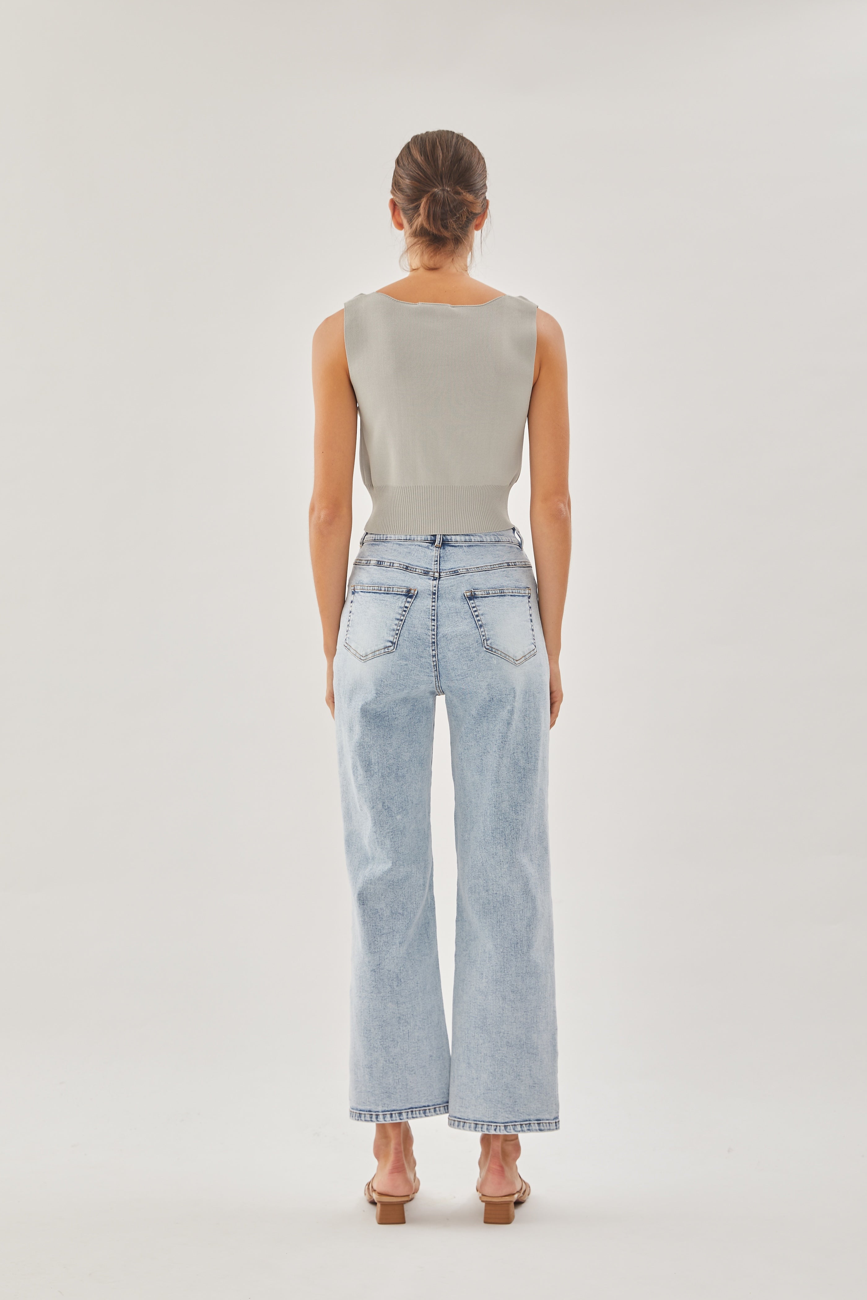 Sweater Cropped Knit Vest in Mist