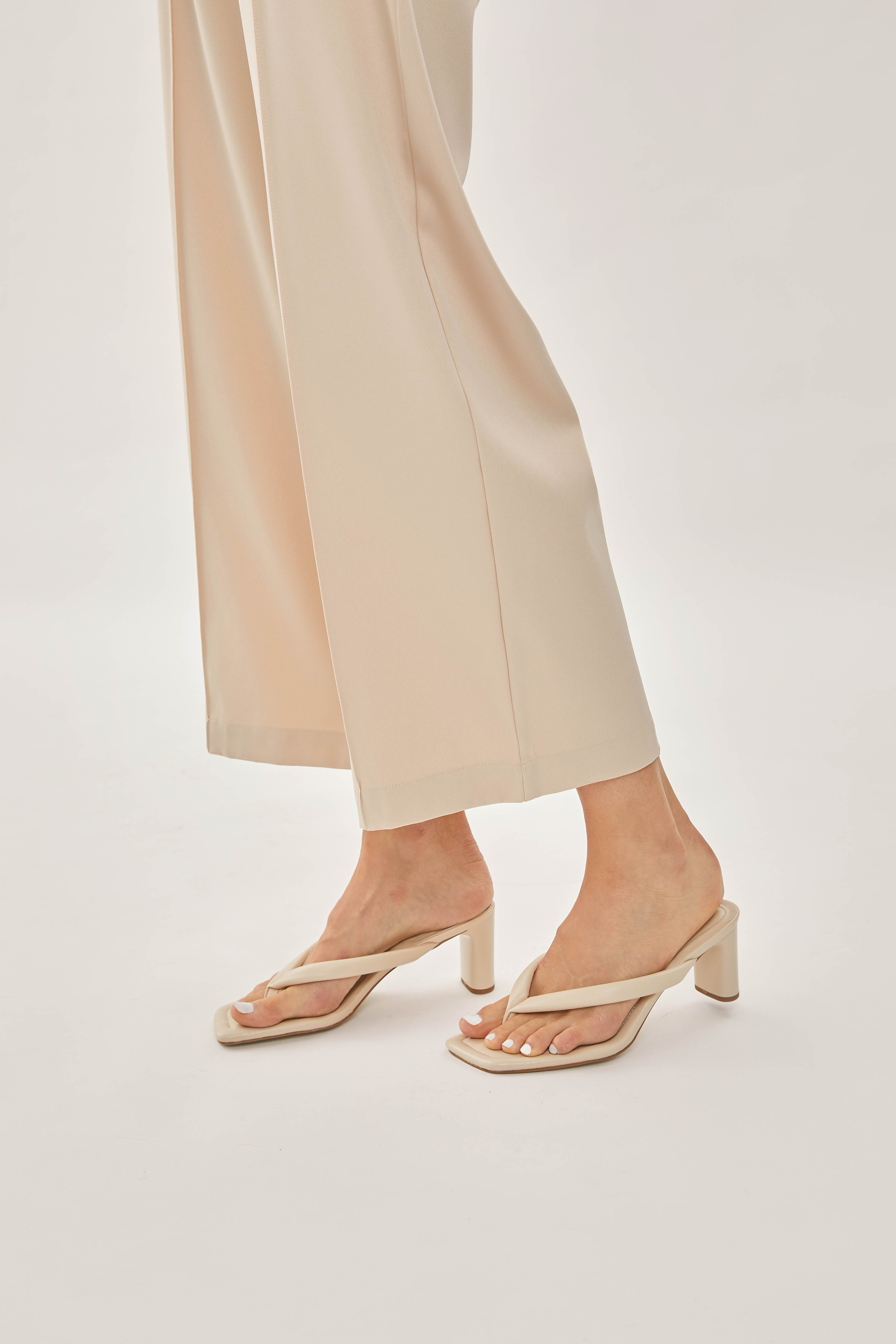 Mara Sandals in Sand