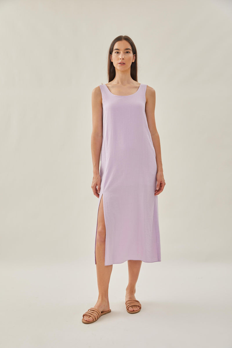 Relaxed Sleeveless Scoop Neck Dress in Orchid