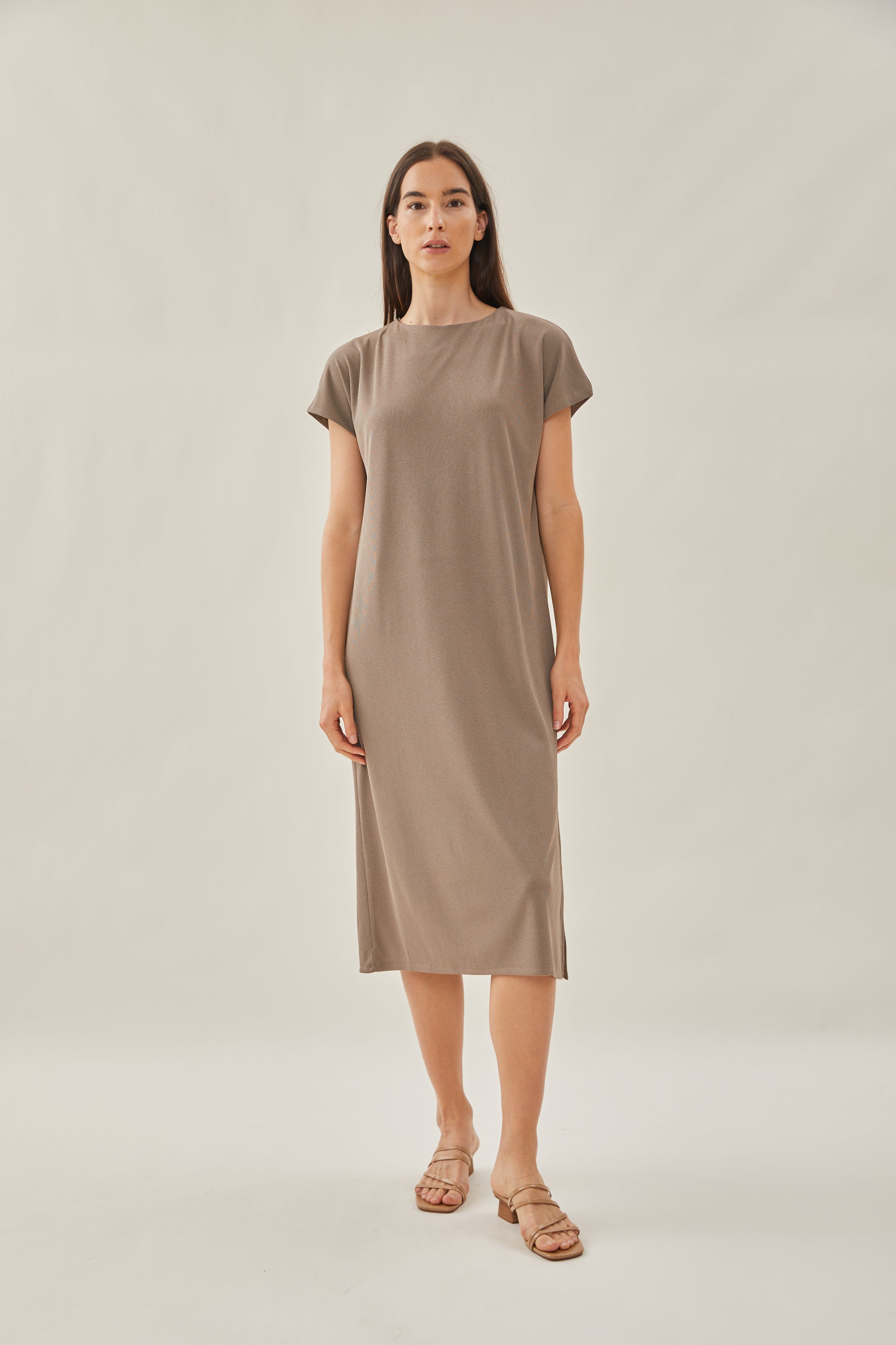 Relaxed Midi Dress in Taupe