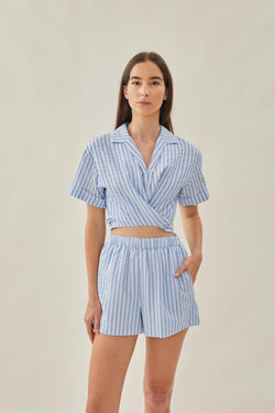 Knotted Cropped Shirt in Stripe Blue