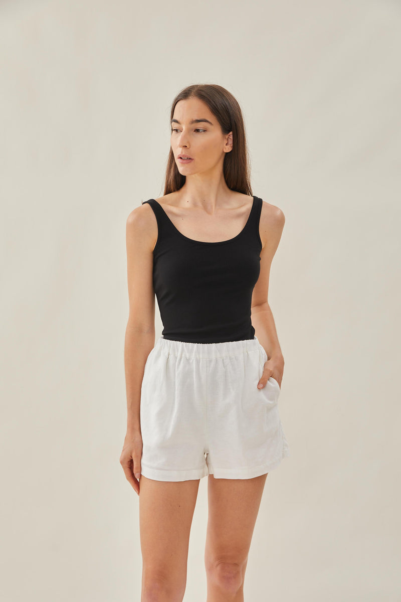 Relaxed Shorts in White