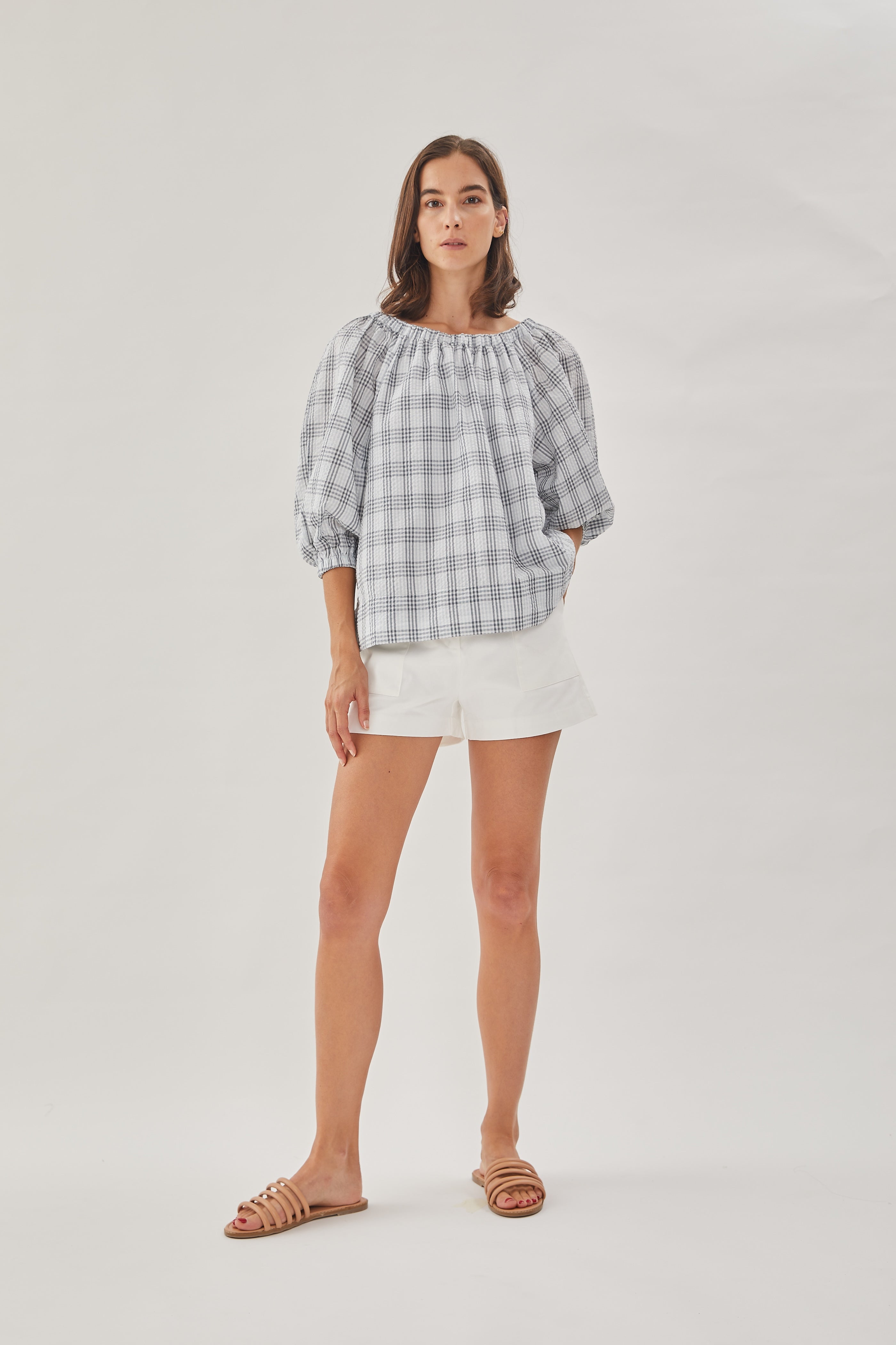 Seersucker Gathered Top in Mist