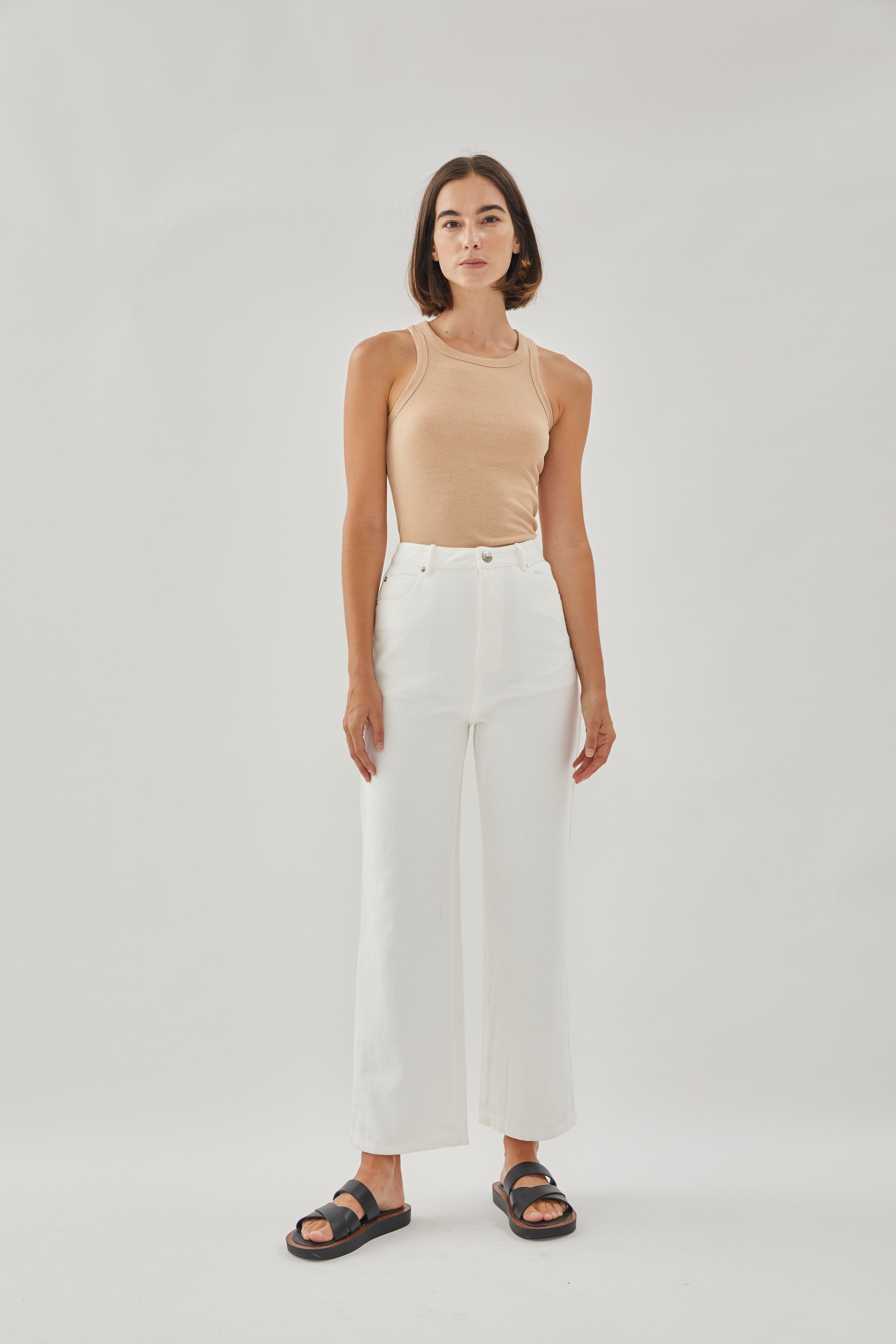 Studios High Rise Straight Cut Jeans in White