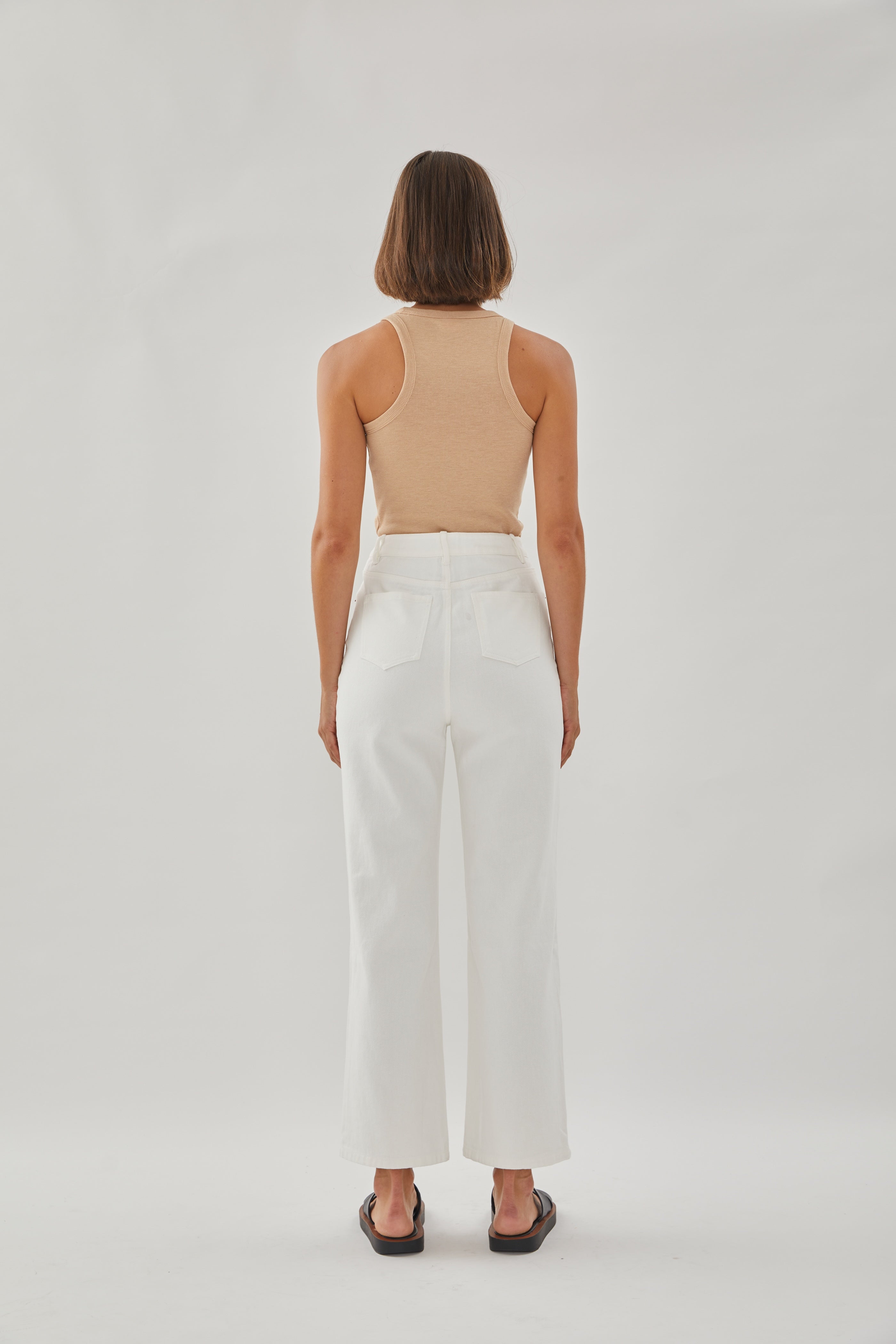 Studios High Rise Straight Cut Jeans in White