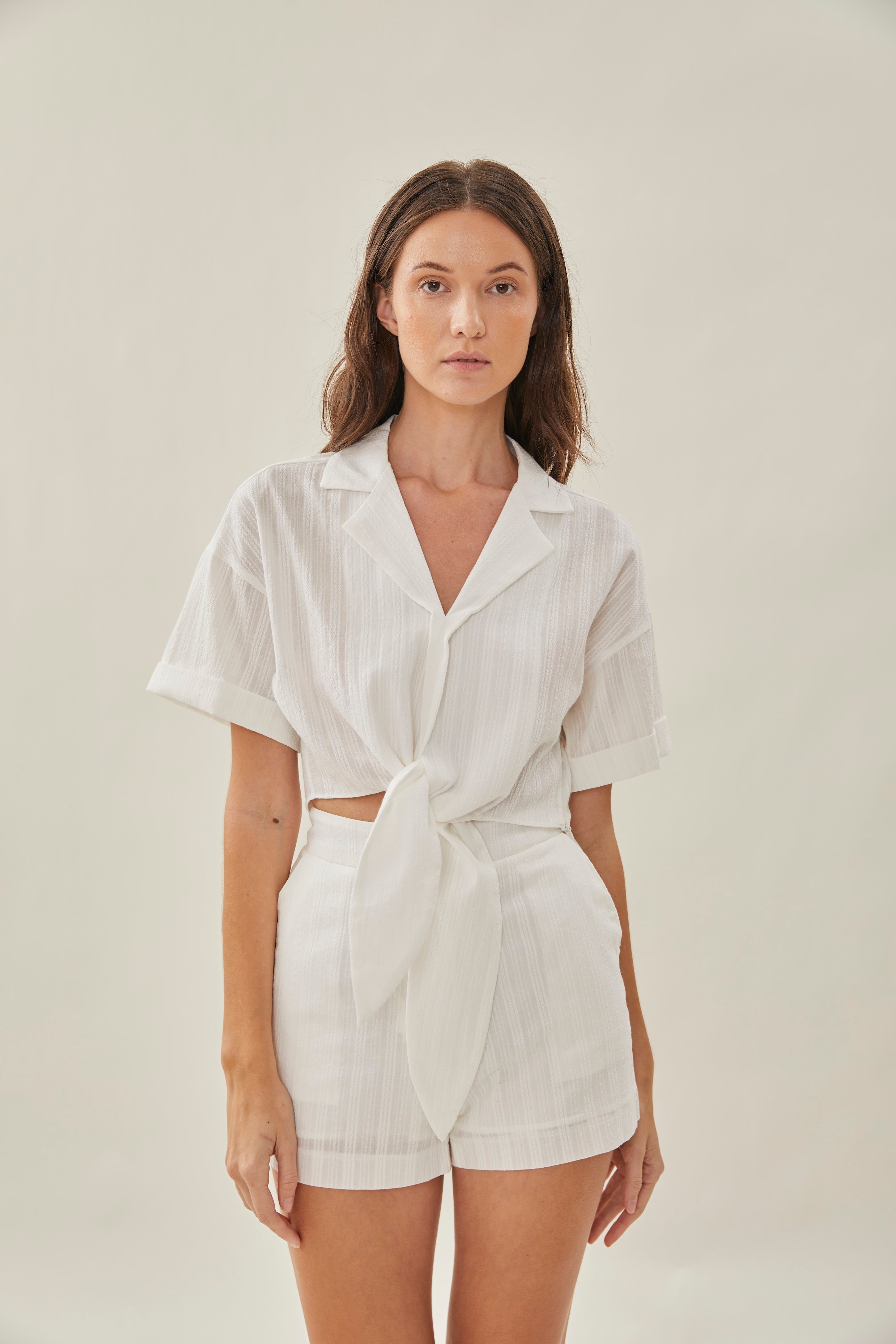 Embroidered Knotted Shirt in Textured White
