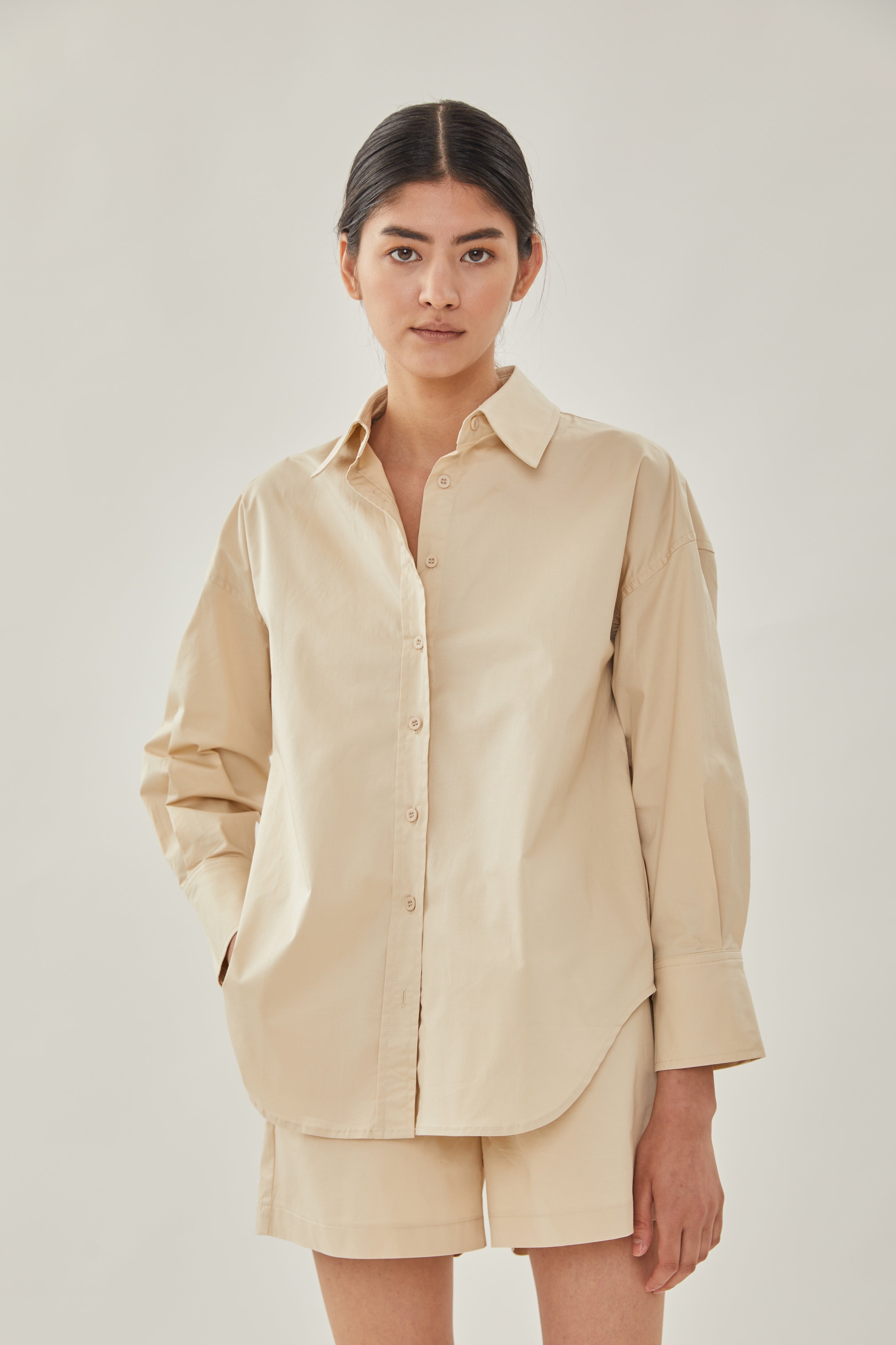 STUDIOS Shirt in Sand