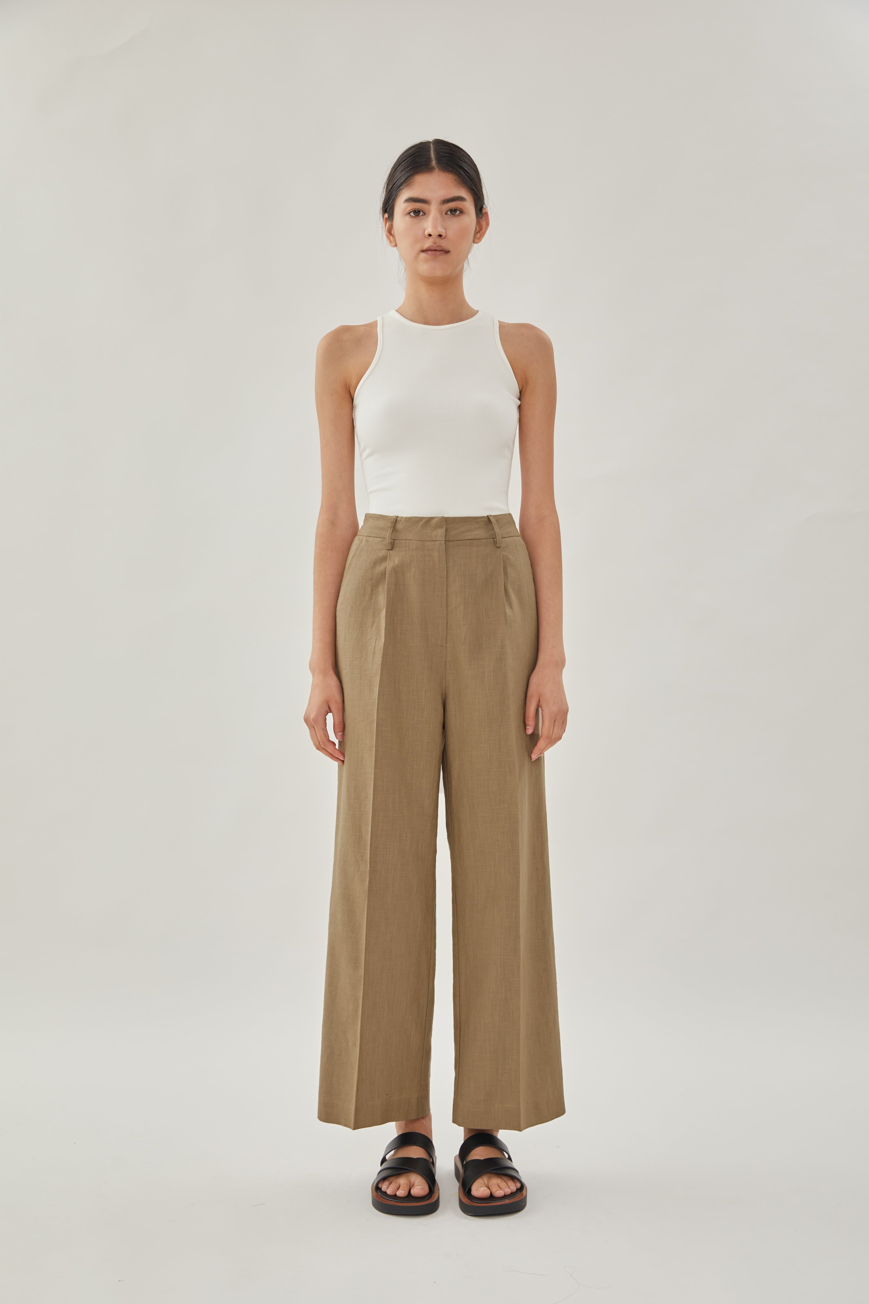 Linen Wide Trousers in Brown