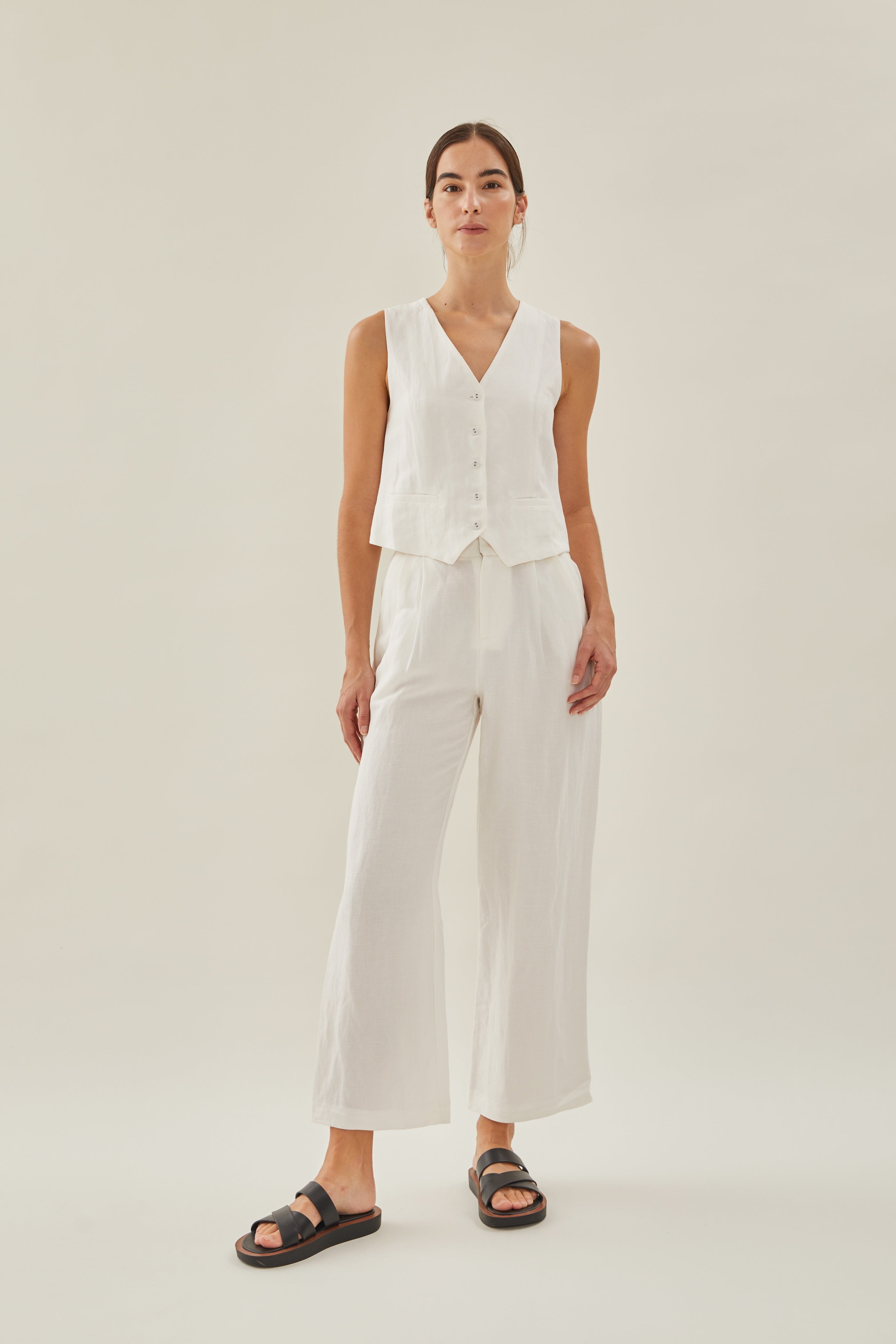 Linen Waistcoat in White
