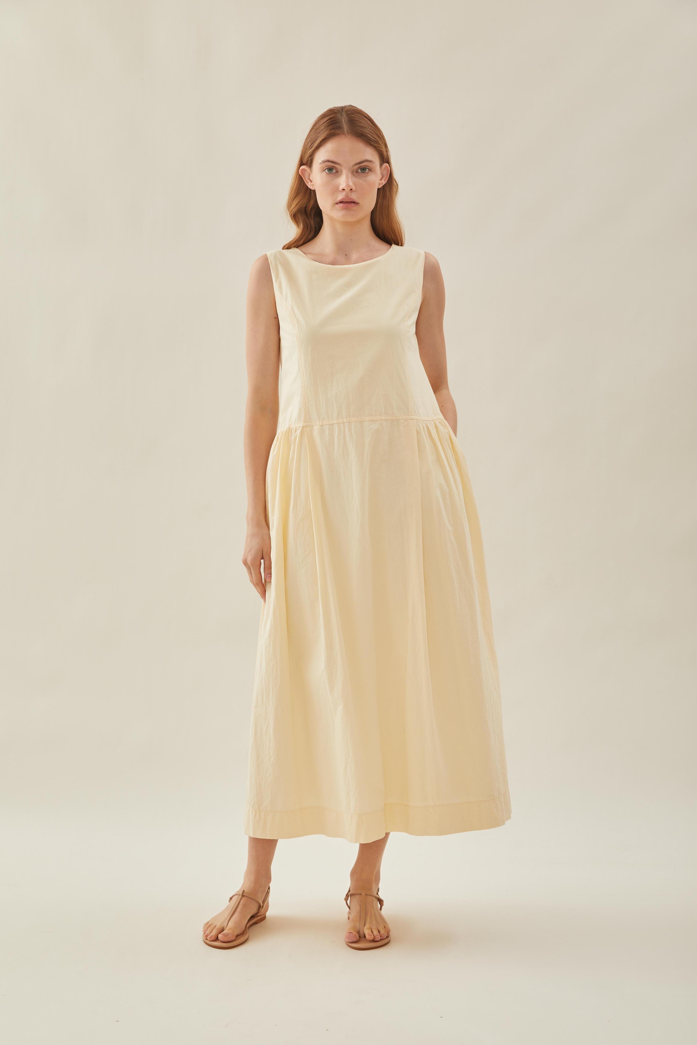 Cotton Poplin Sleeveless Dress in Eggnog