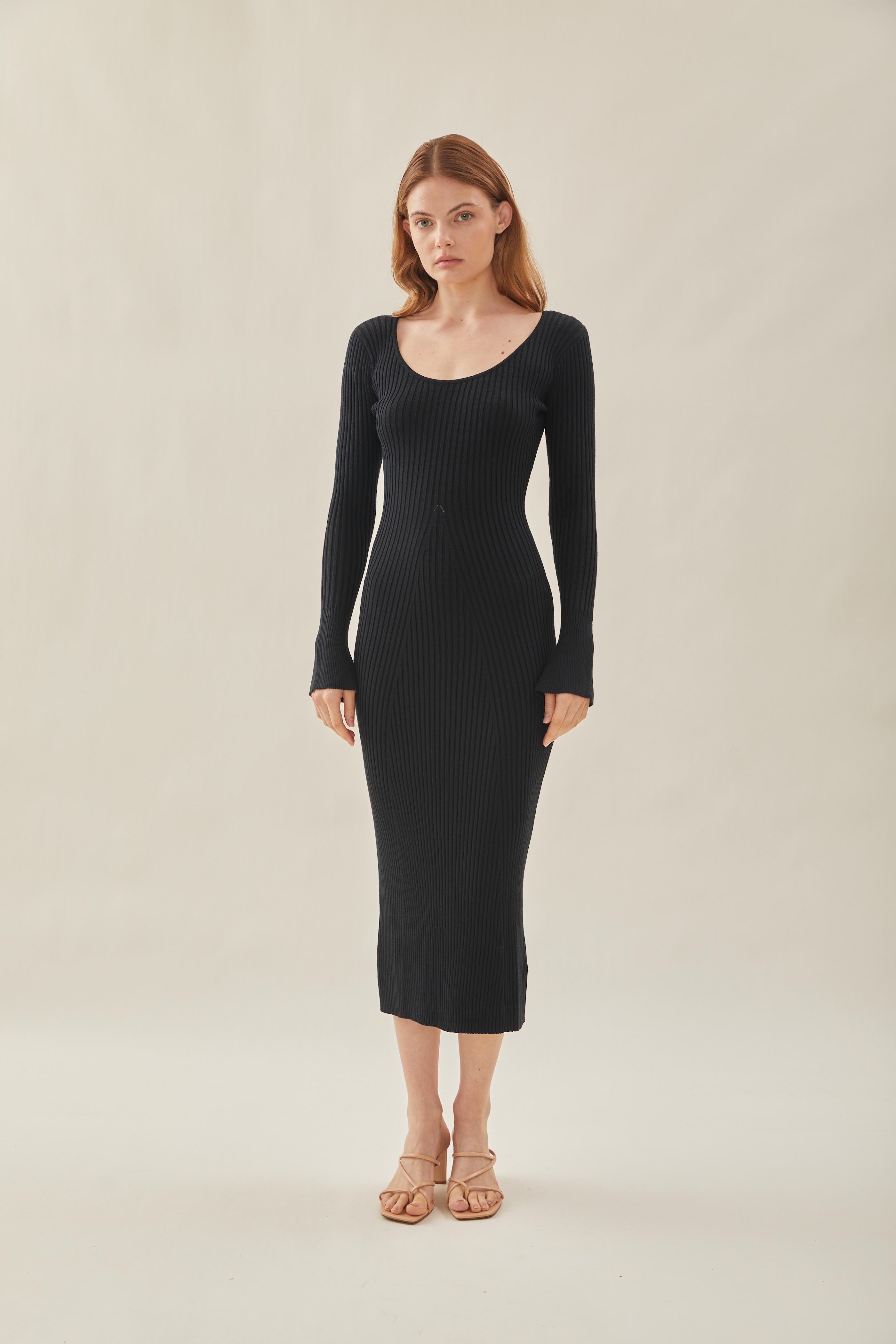 Scooped Neck Sleeved Ribbed Knit Dress in Black