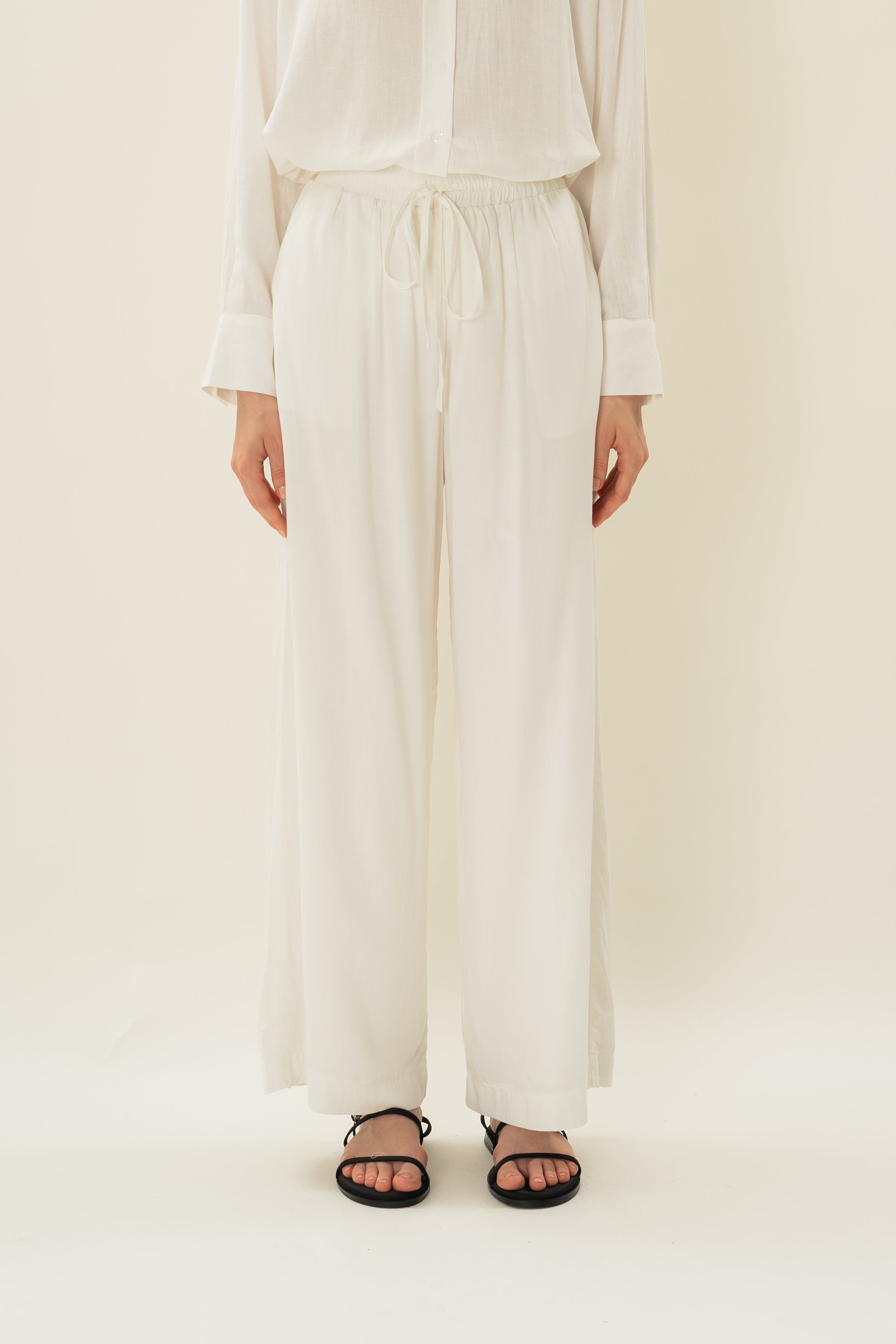 Linen Gathered Waist Pants in White